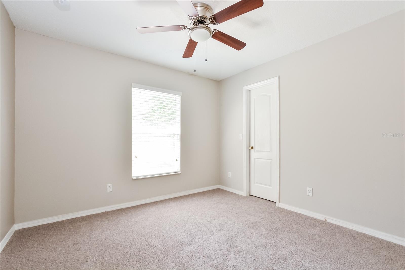 Image 12 of 16 For 713 Willow Run Street