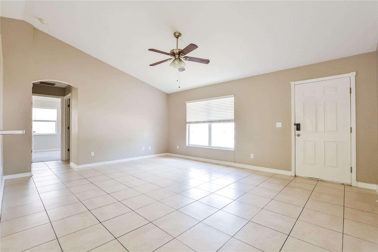 Image 2 of 16 For 713 Willow Run Street