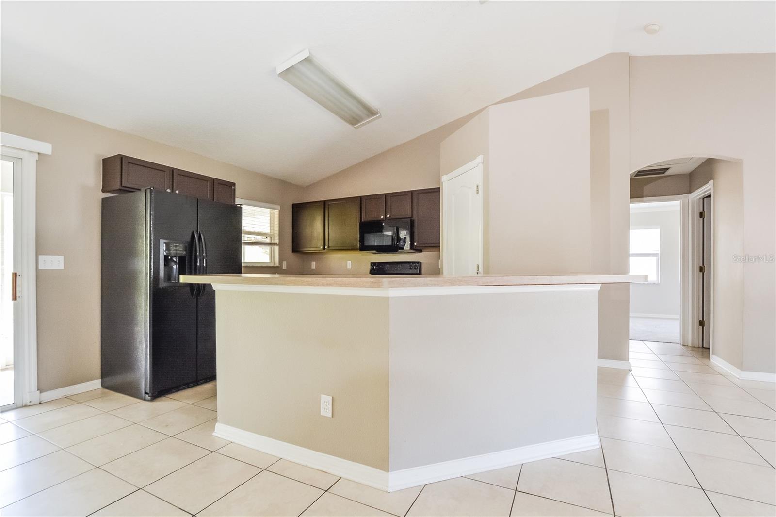 Image 6 of 16 For 713 Willow Run Street