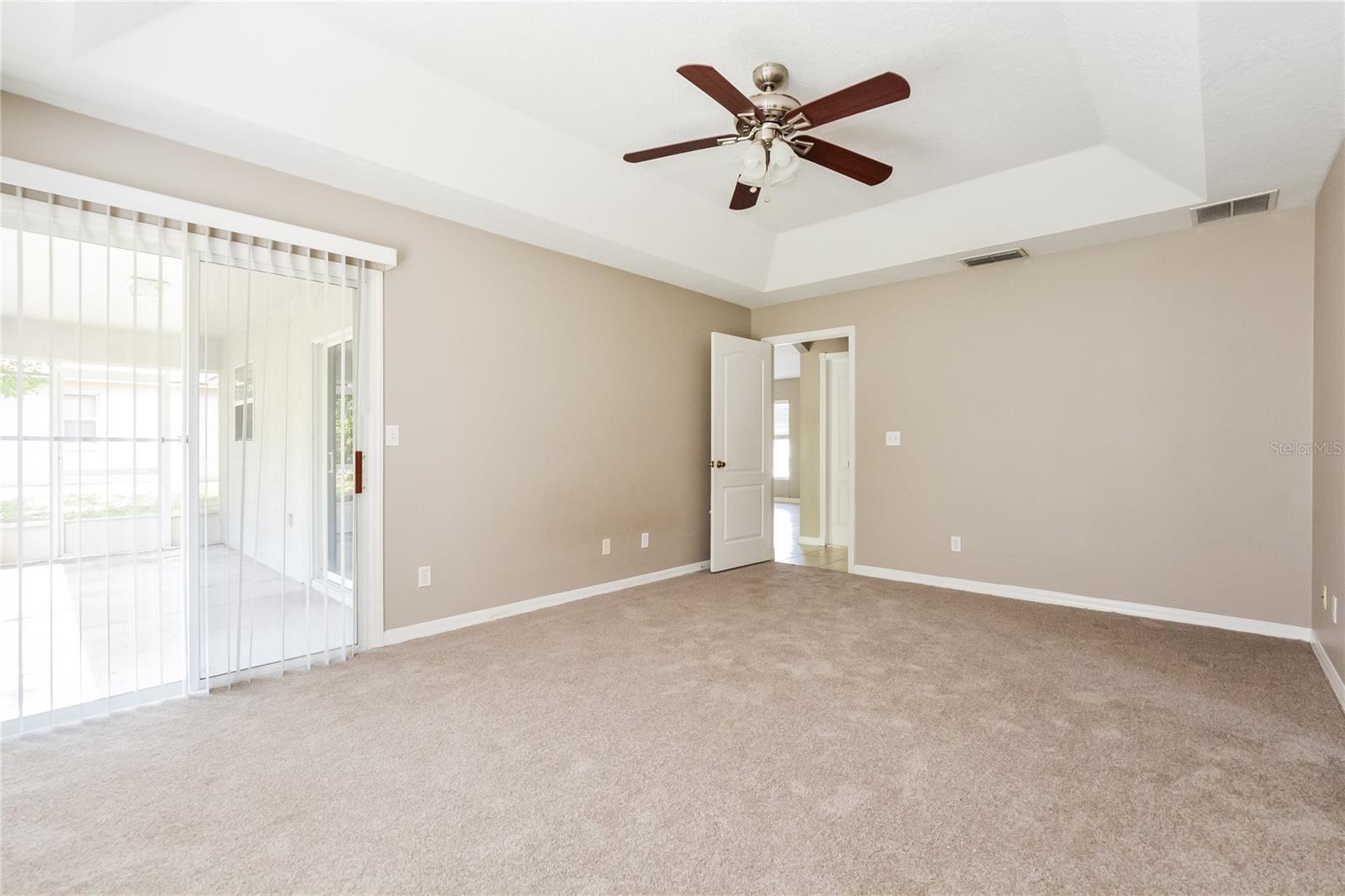 Image 9 of 16 For 713 Willow Run Street