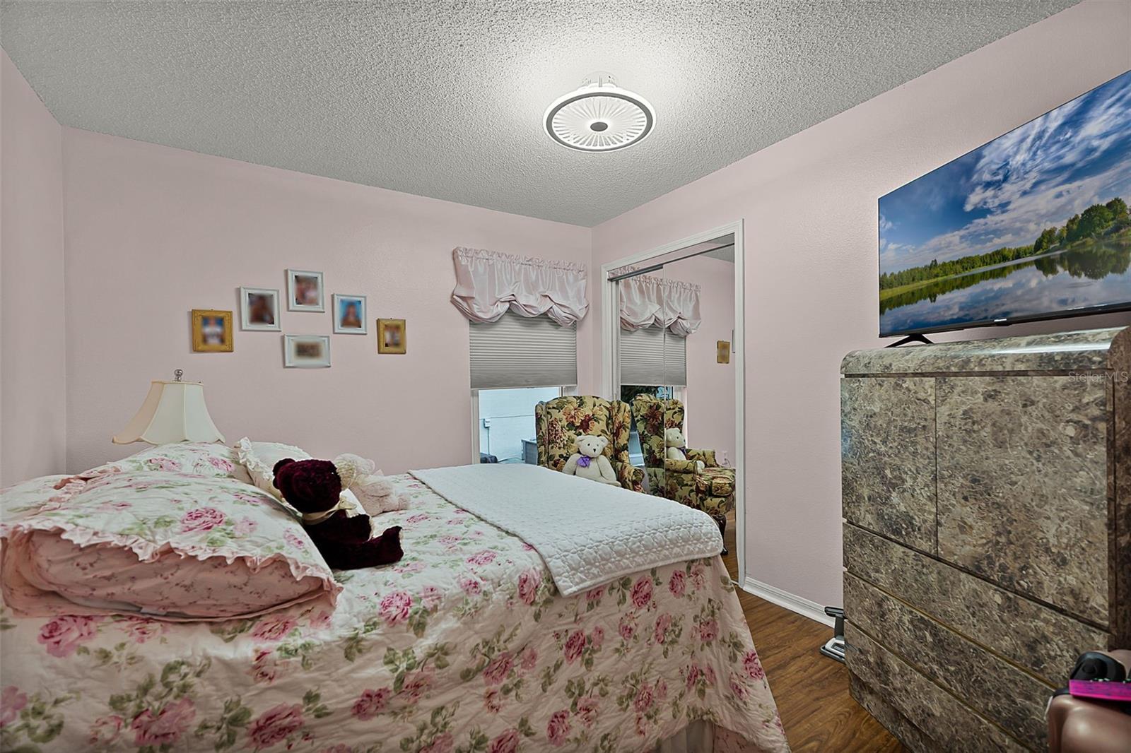 Image 16 of 46 For 1684 Waterview Loop