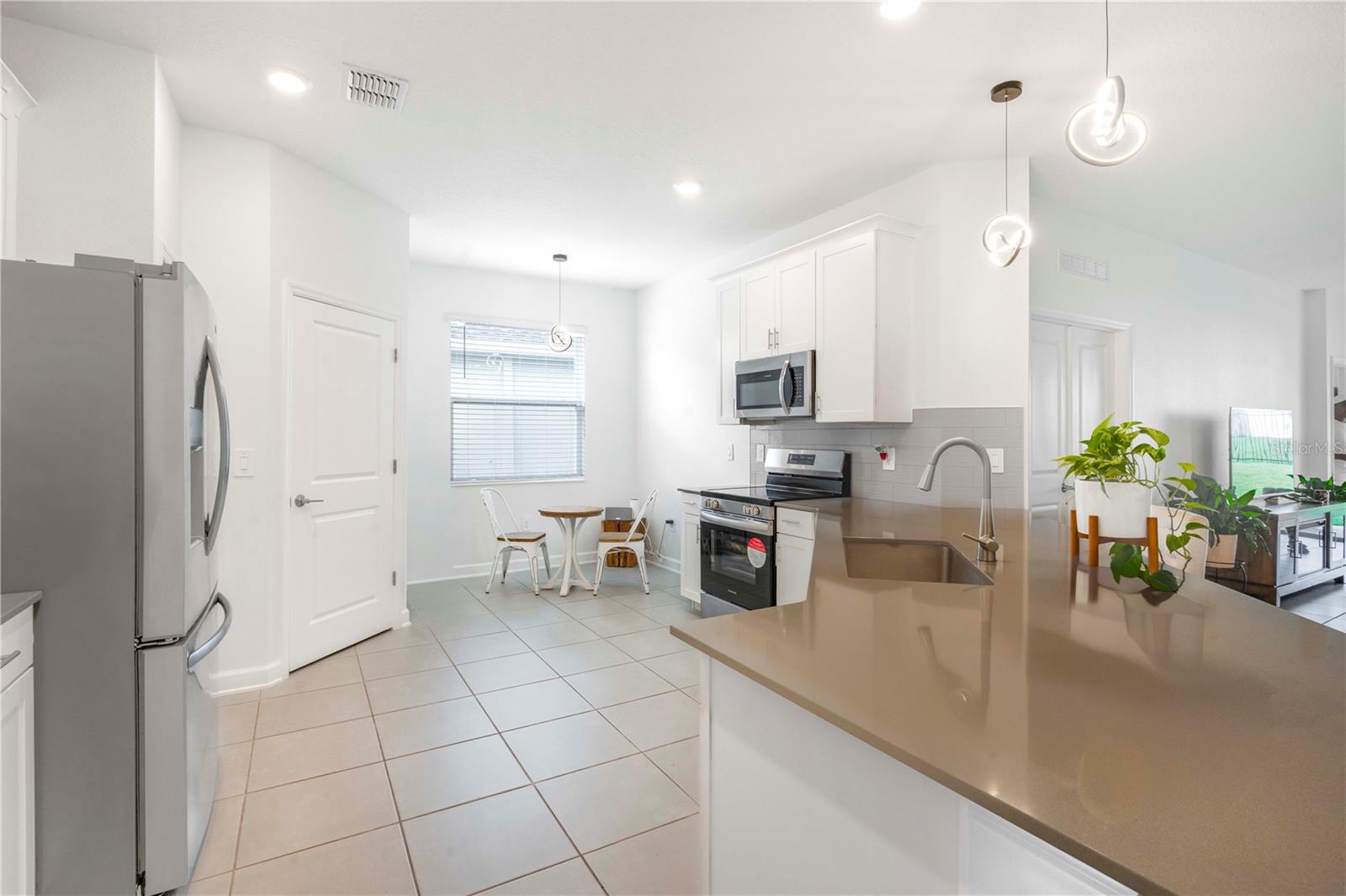 Image 15 of 48 For 4716 Waltham Forest Drive