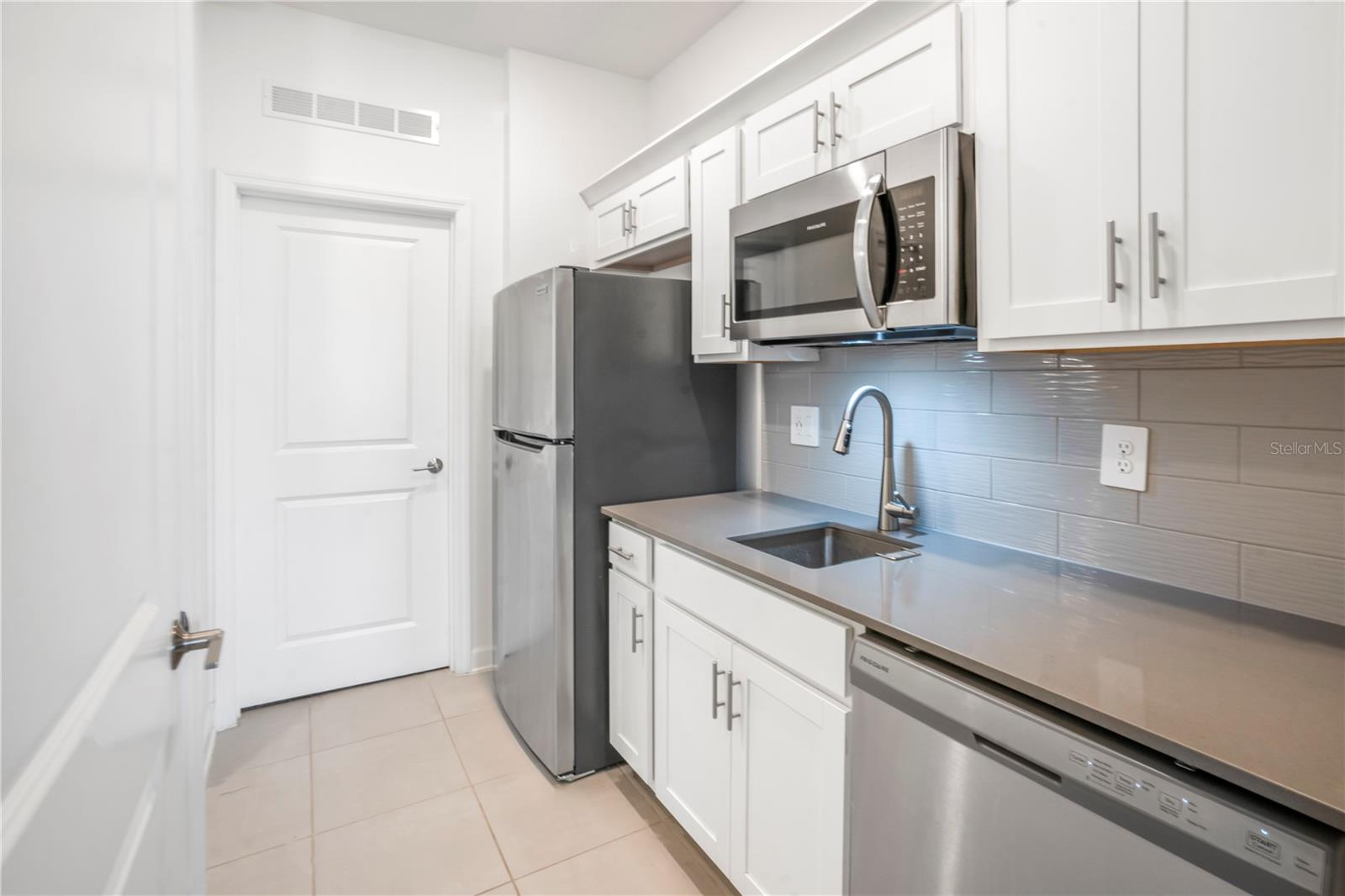 Image 28 of 48 For 4716 Waltham Forest Drive