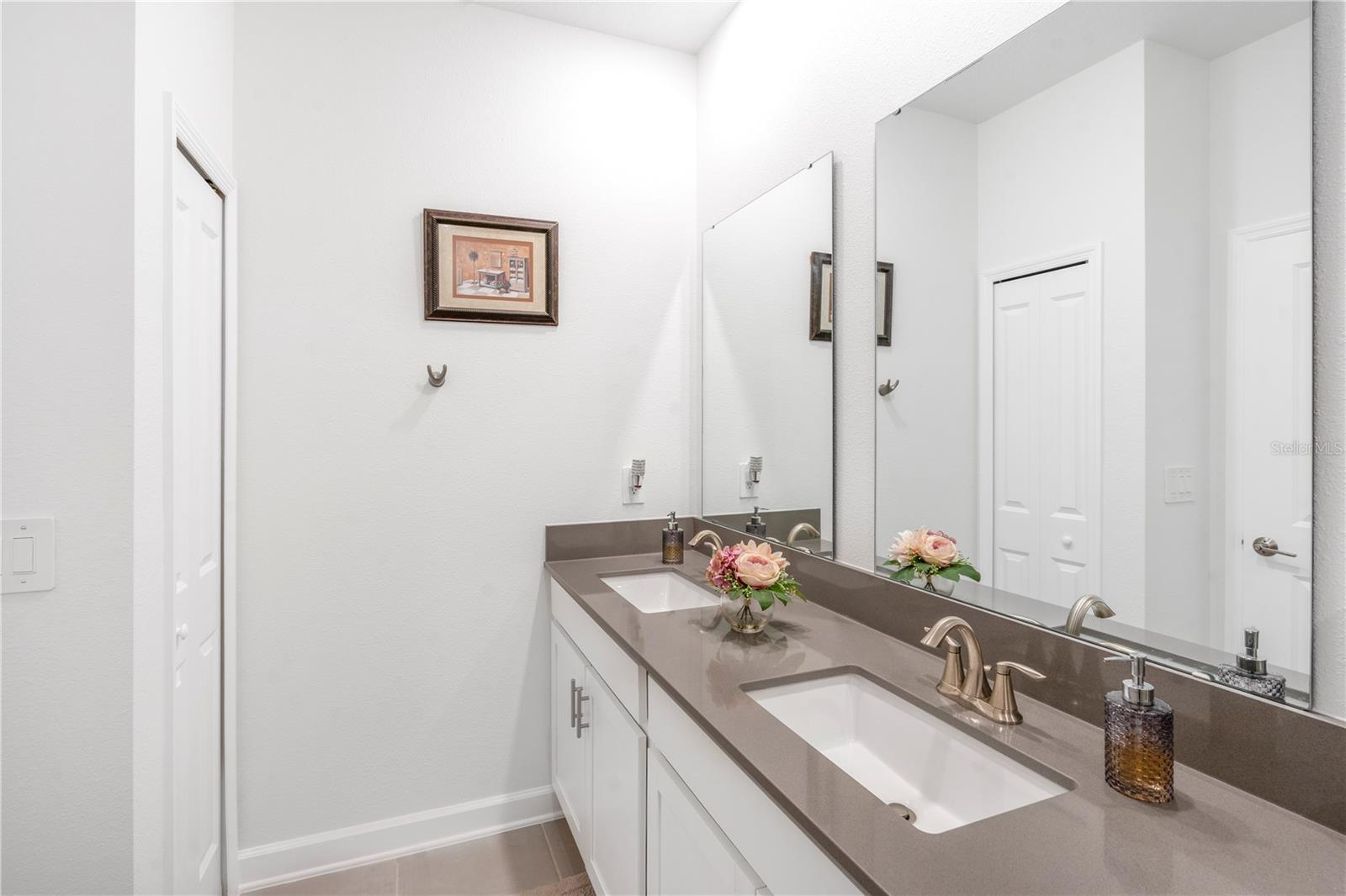 Image 39 of 48 For 4716 Waltham Forest Drive