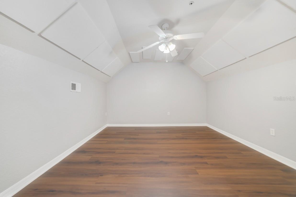 Image 11 of 11 For 6021 Westgate Drive 824