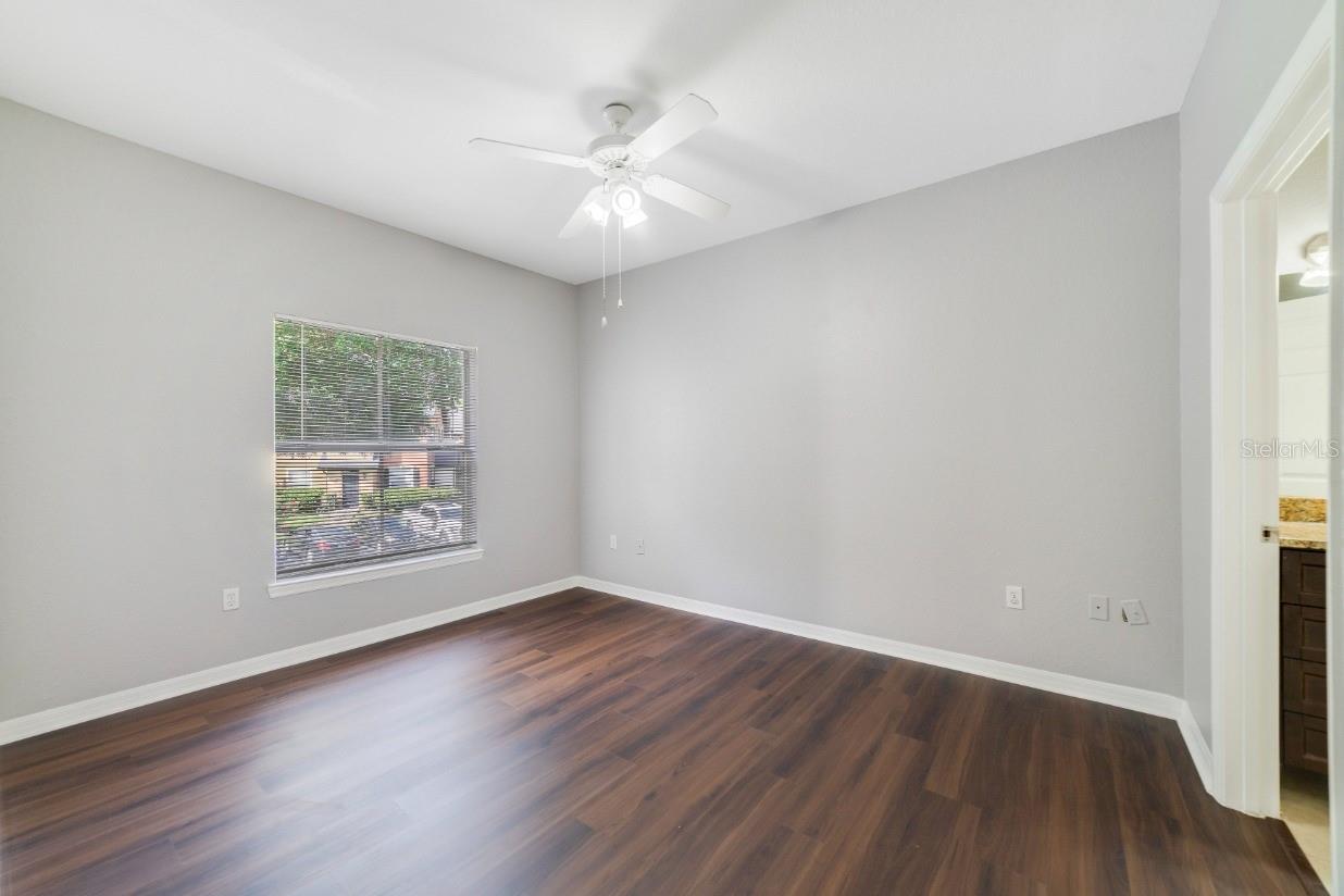 Image 9 of 11 For 6021 Westgate Drive 824
