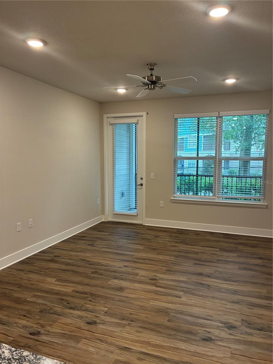 Image 5 of 19 For 2280 Waterfall Court 4-106