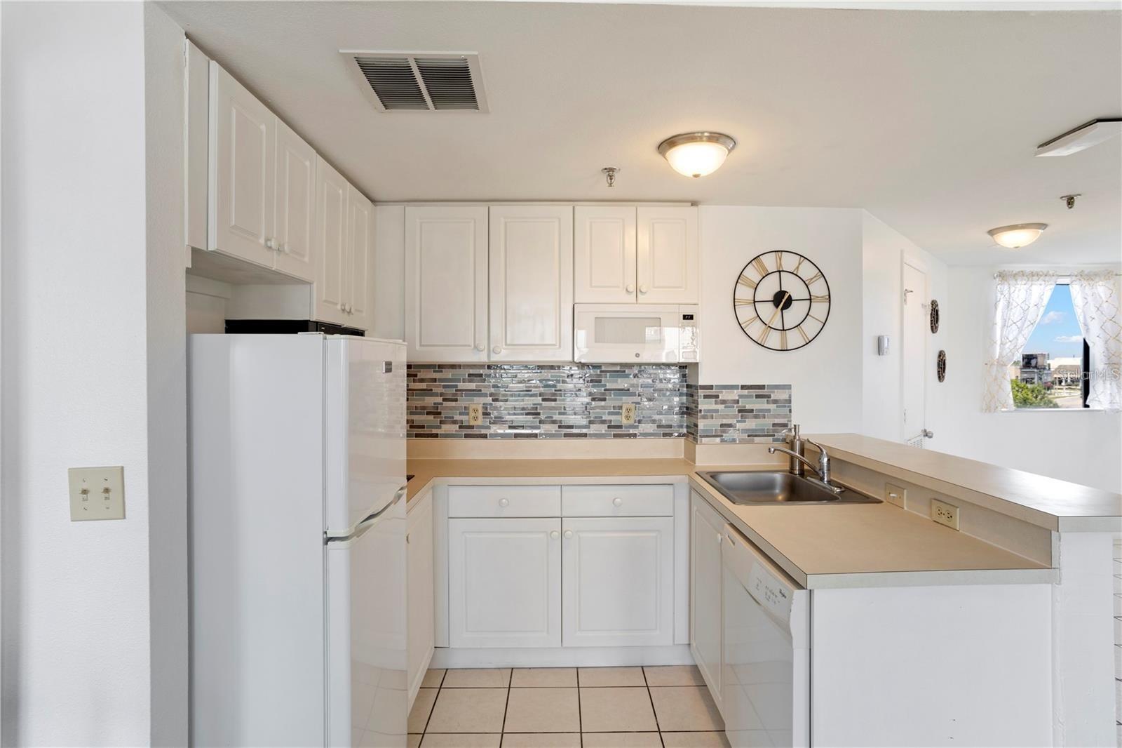 Image 8 of 23 For 6165 Carrier Drive 1702