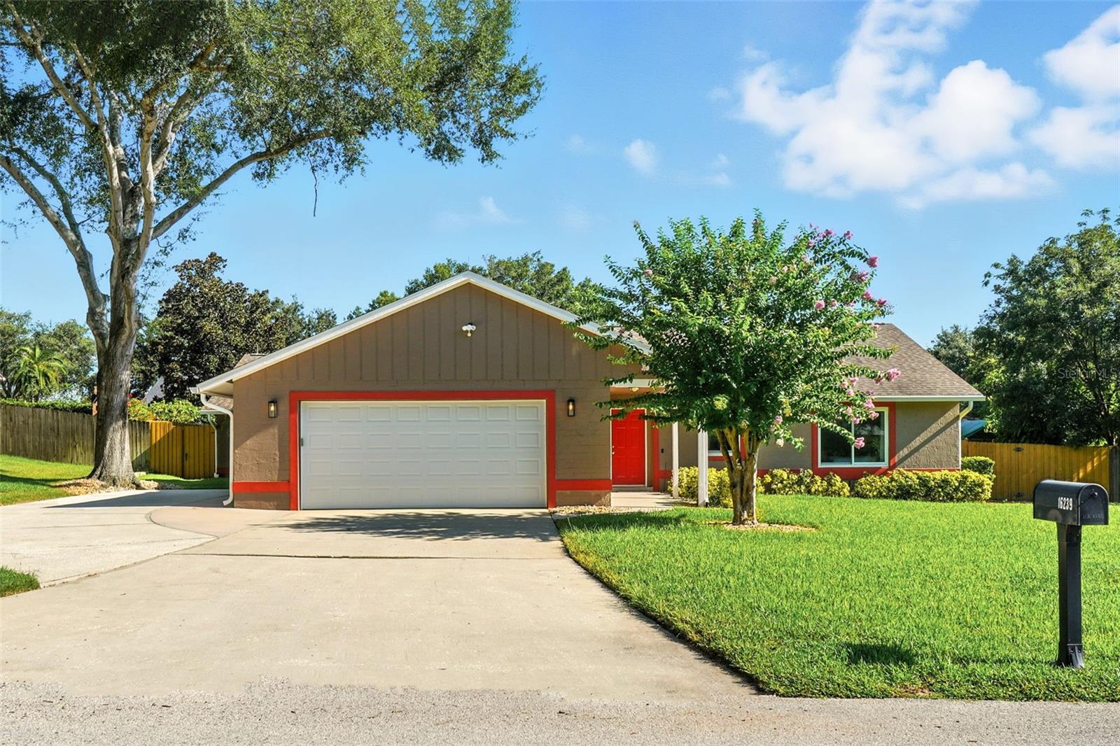 Details for 16239 Hillside Circle, MONTVERDE, FL 34756