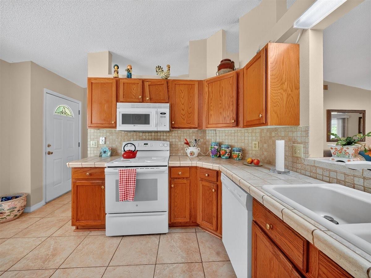 Image 10 of 31 For 1790 Seeley Cir Nw