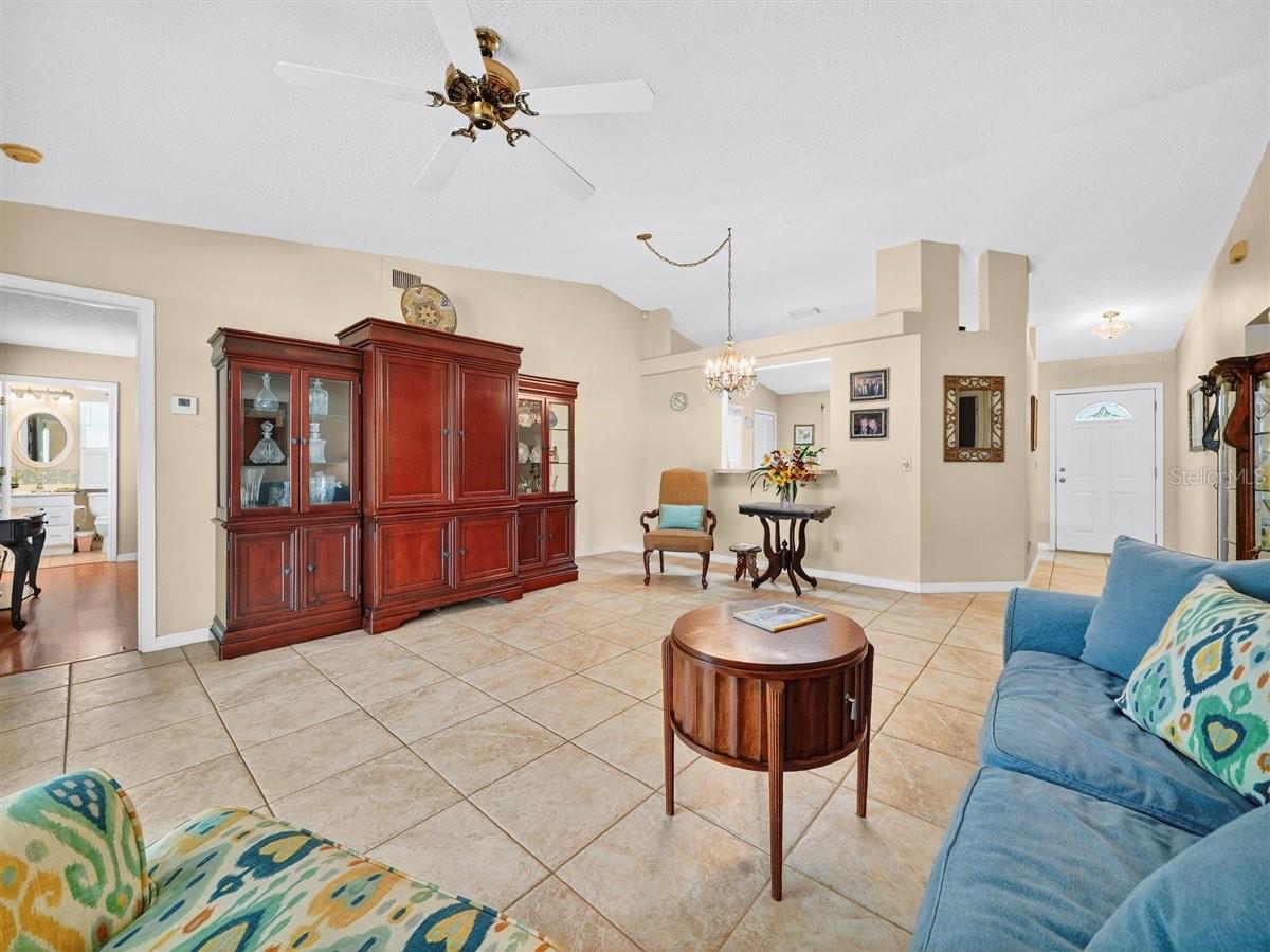 Image 16 of 31 For 1790 Seeley Cir Nw