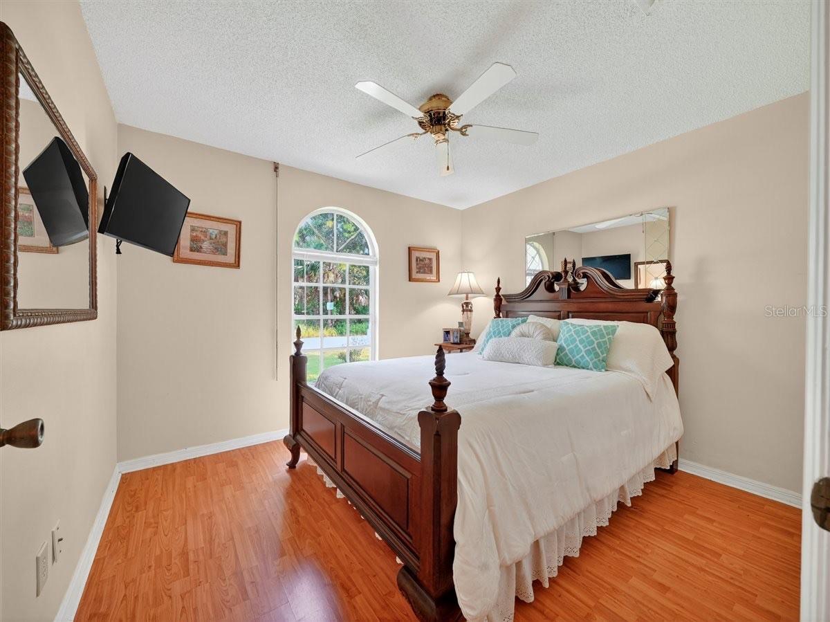 Image 22 of 31 For 1790 Seeley Cir Nw