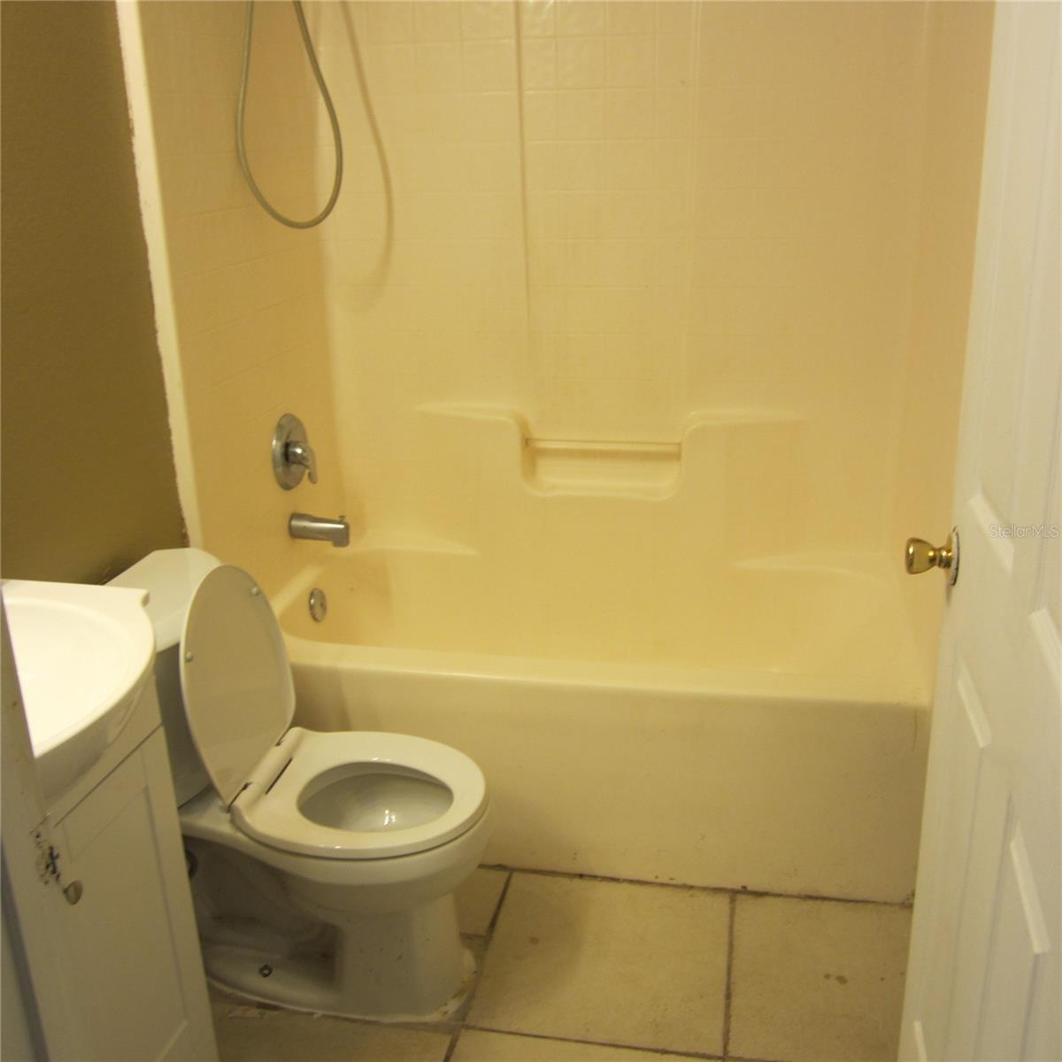 Image 11 of 15 For 1414 26th Street Nw