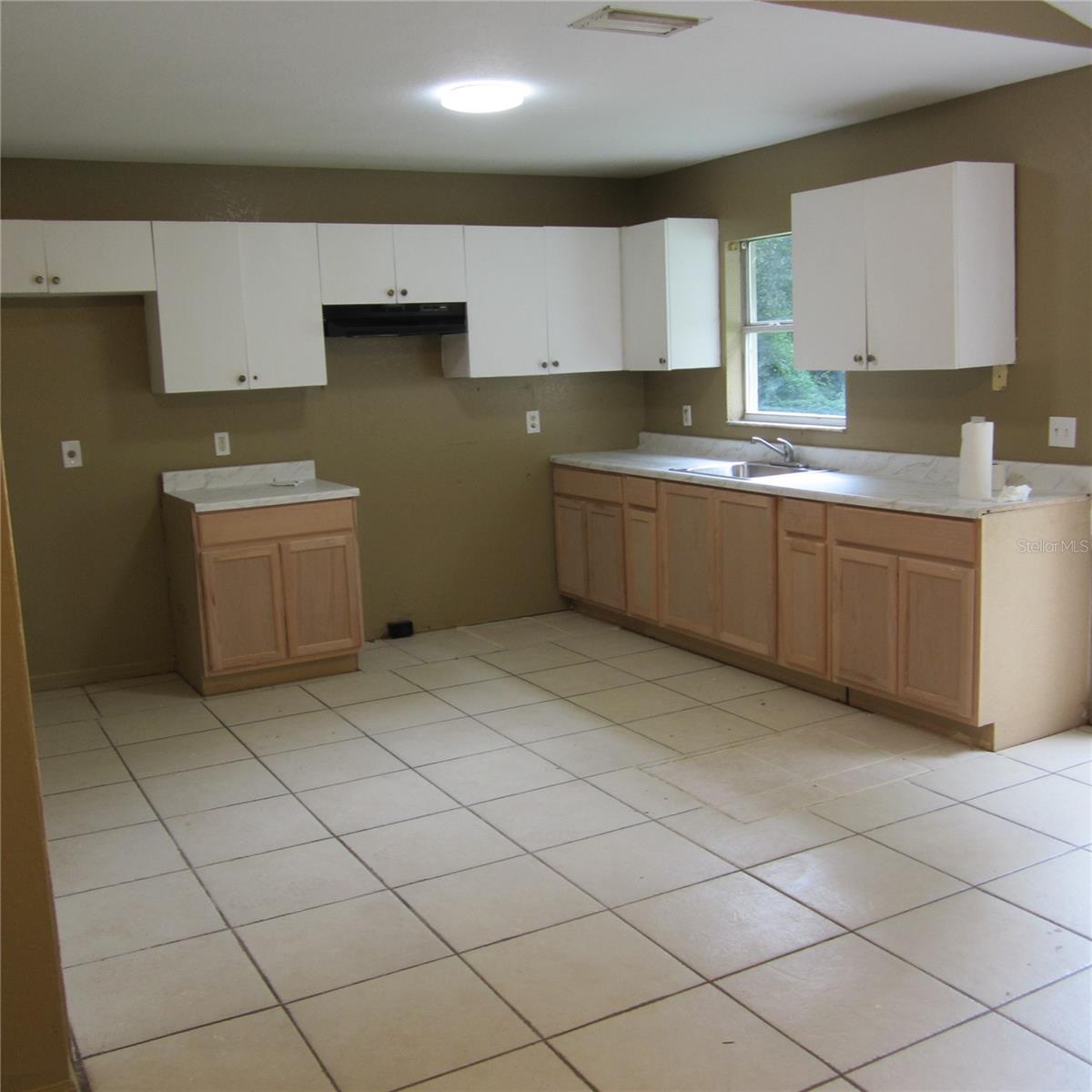 Image 3 of 15 For 1414 26th Street Nw