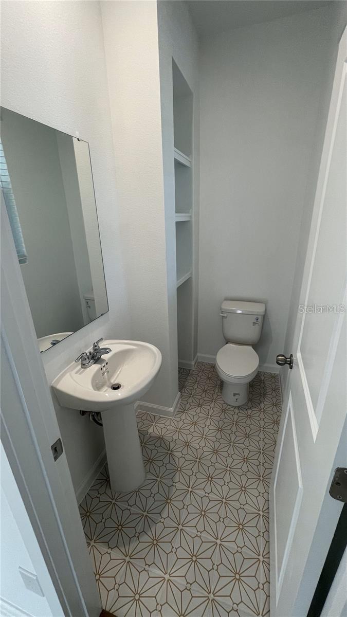 Image 13 of 15 For 1386 Blumberg Boulevard