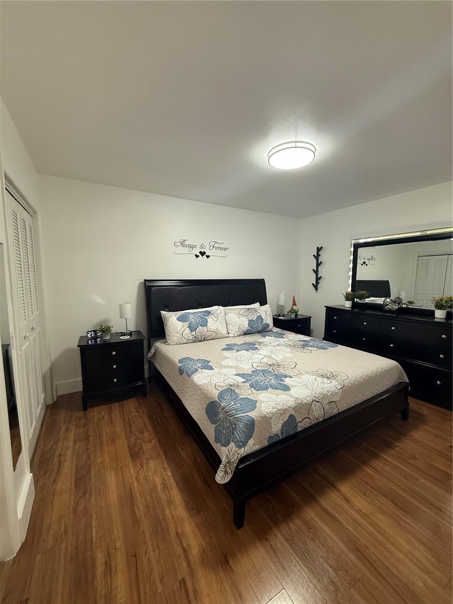 Image 11 of 22 For 112 Lagoon Road