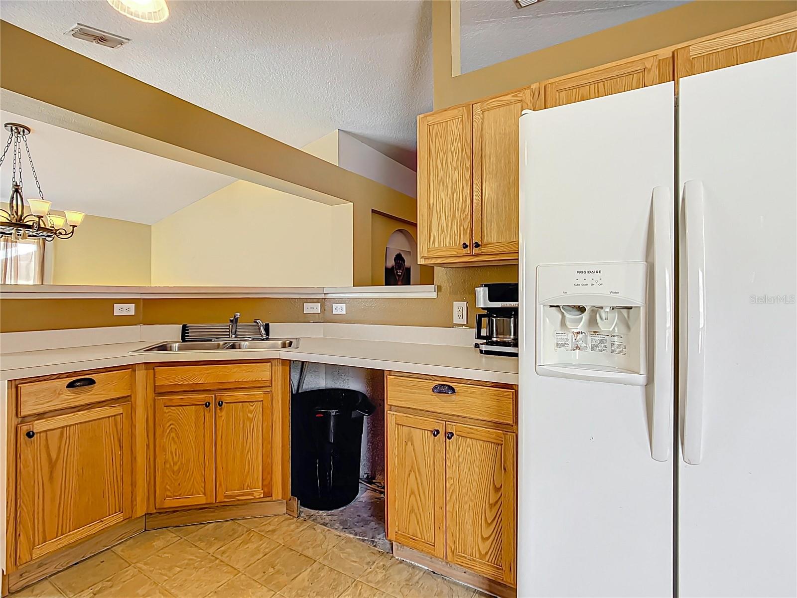 Image 11 of 39 For 529 Ridges Drive