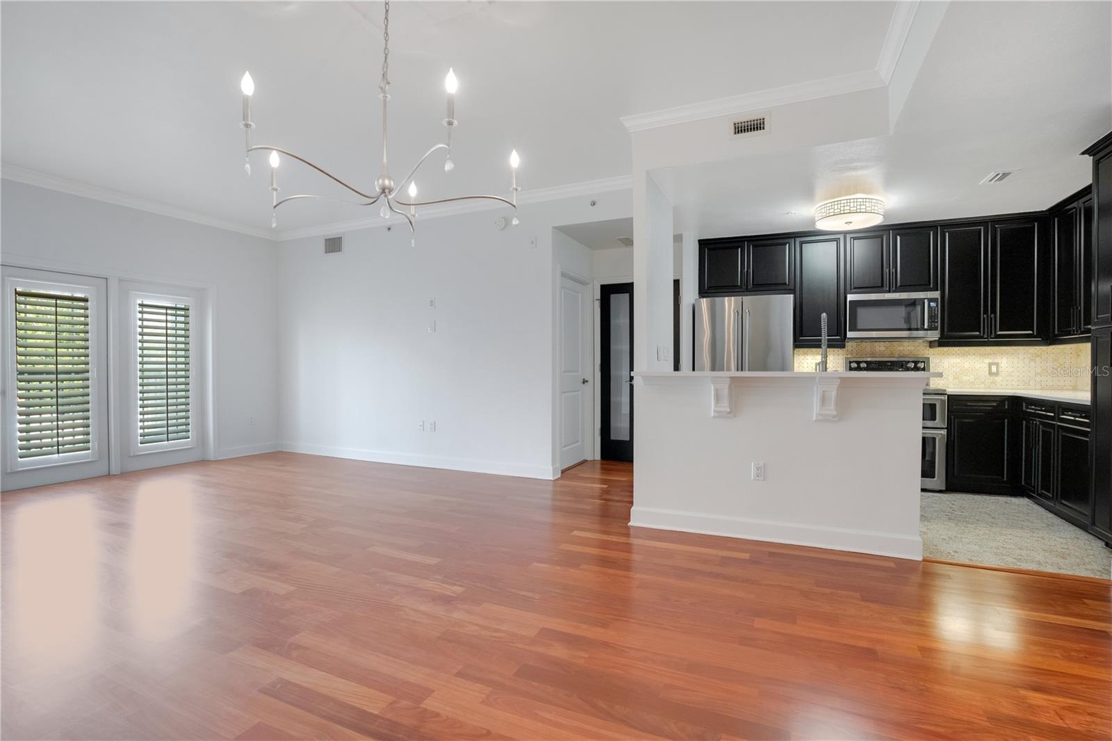 Image 10 of 40 For 630 Vassar Street 2310