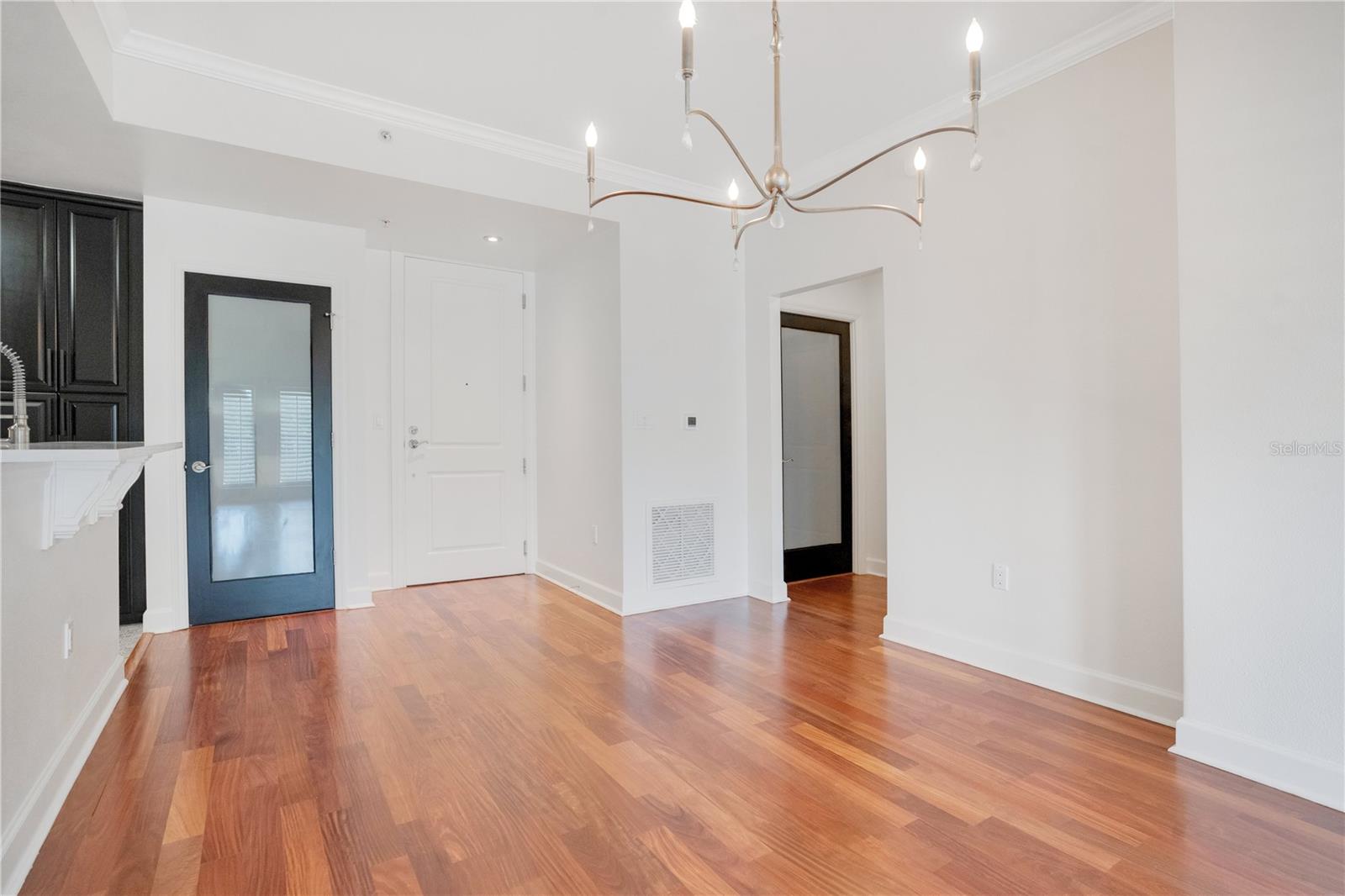 Image 11 of 40 For 630 Vassar Street 2310