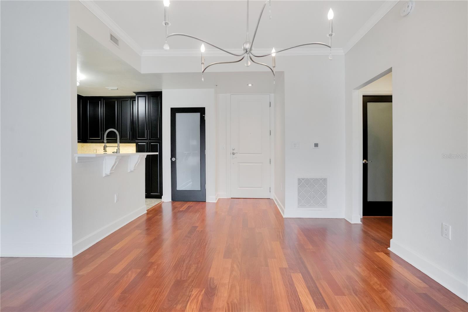 Image 15 of 40 For 630 Vassar Street 2310