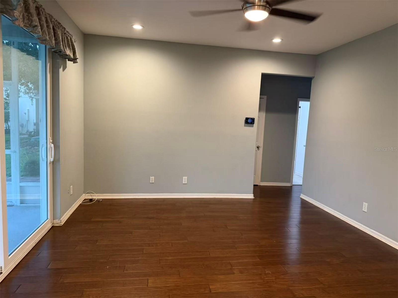 Image 10 of 30 For 1408 Sunningdale Way