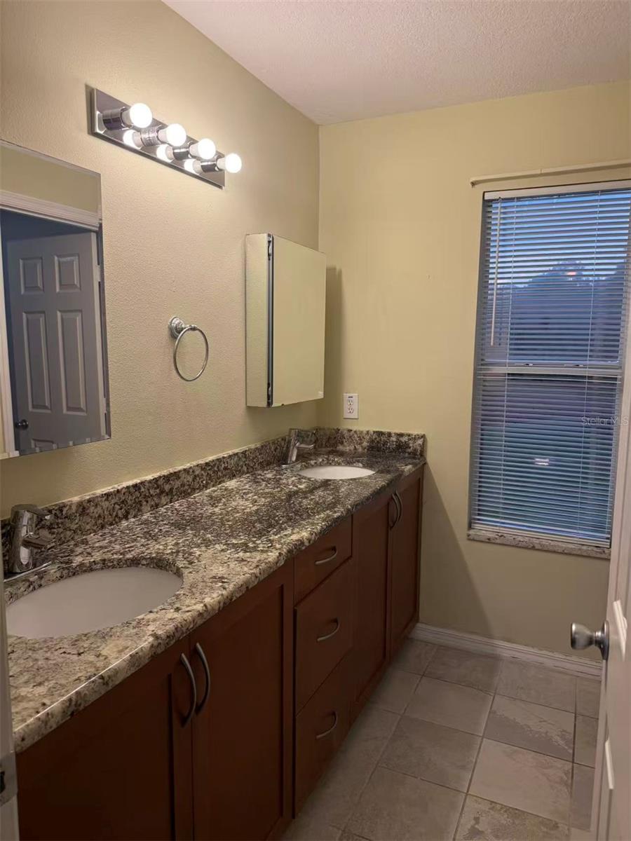 Image 19 of 30 For 1408 Sunningdale Way