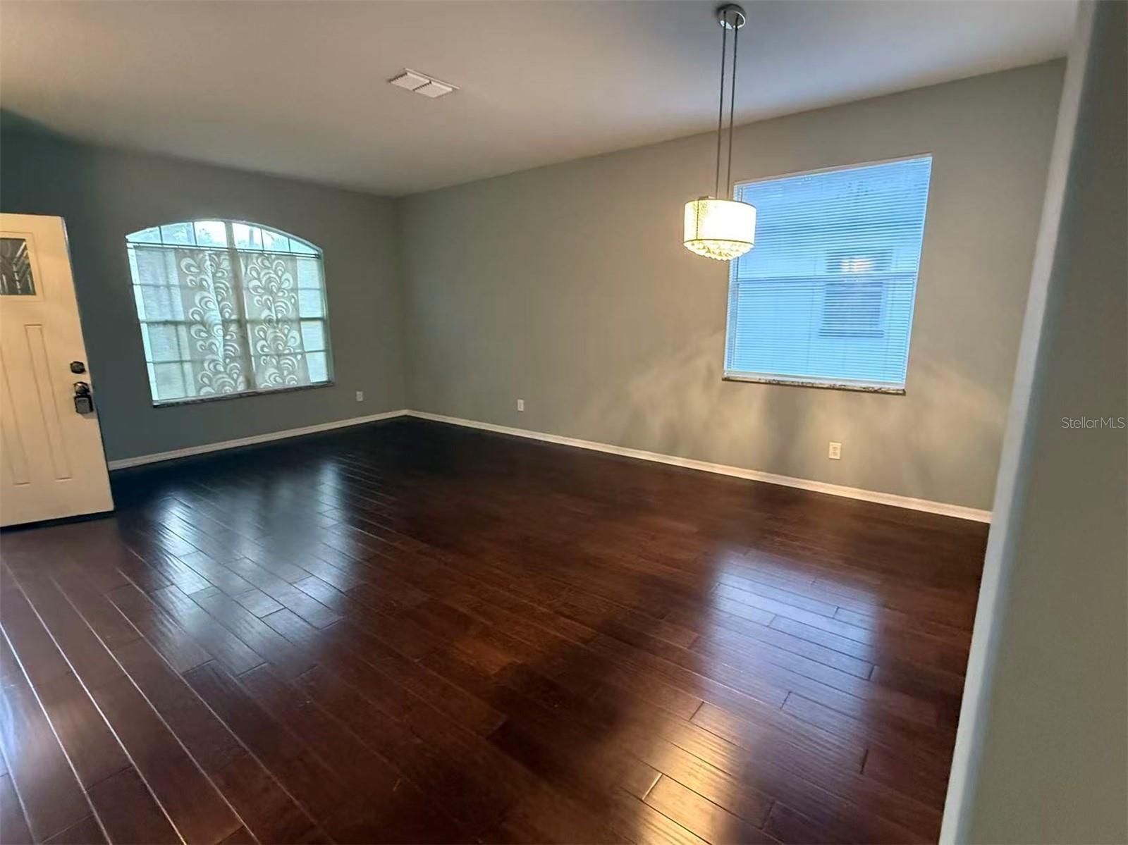 Image 2 of 30 For 1408 Sunningdale Way