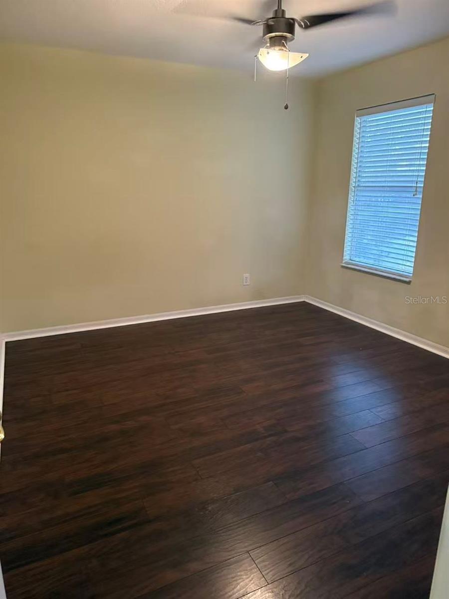 Image 22 of 30 For 1408 Sunningdale Way