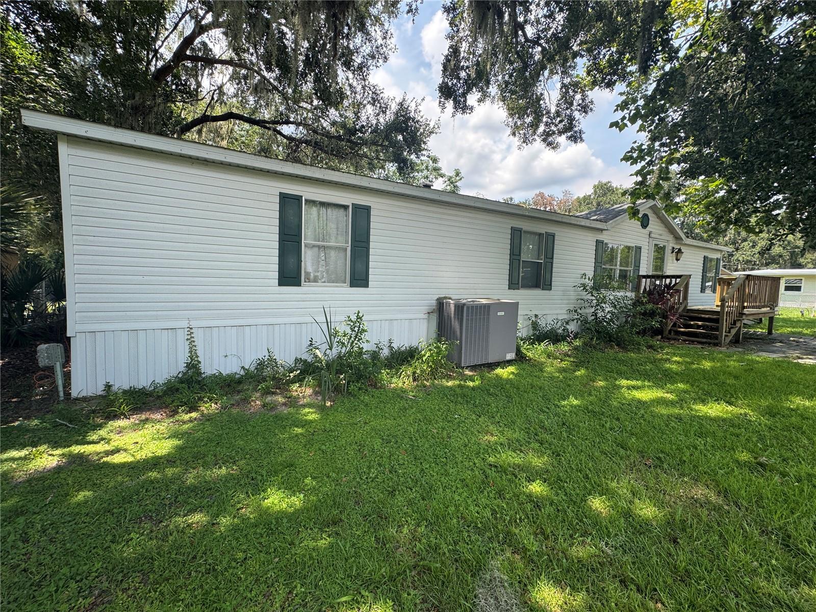 Image 4 of 29 For 28803 Hubbard St