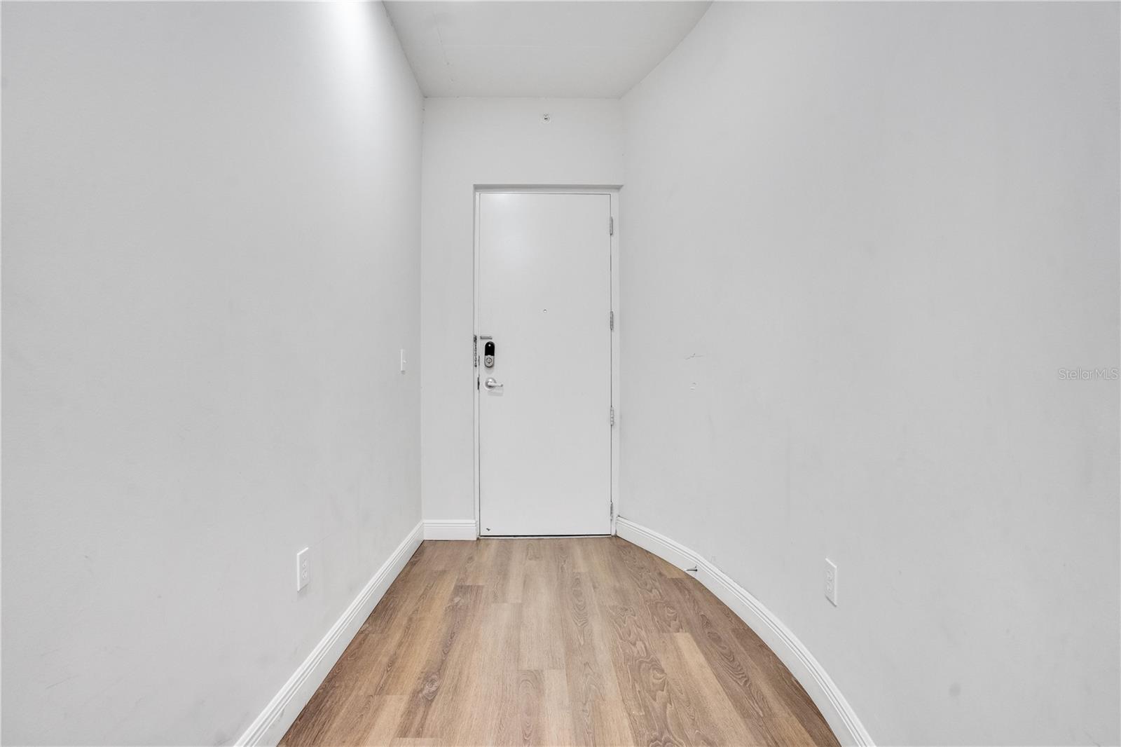 Image 6 of 52 For 525 Jackson Street 502