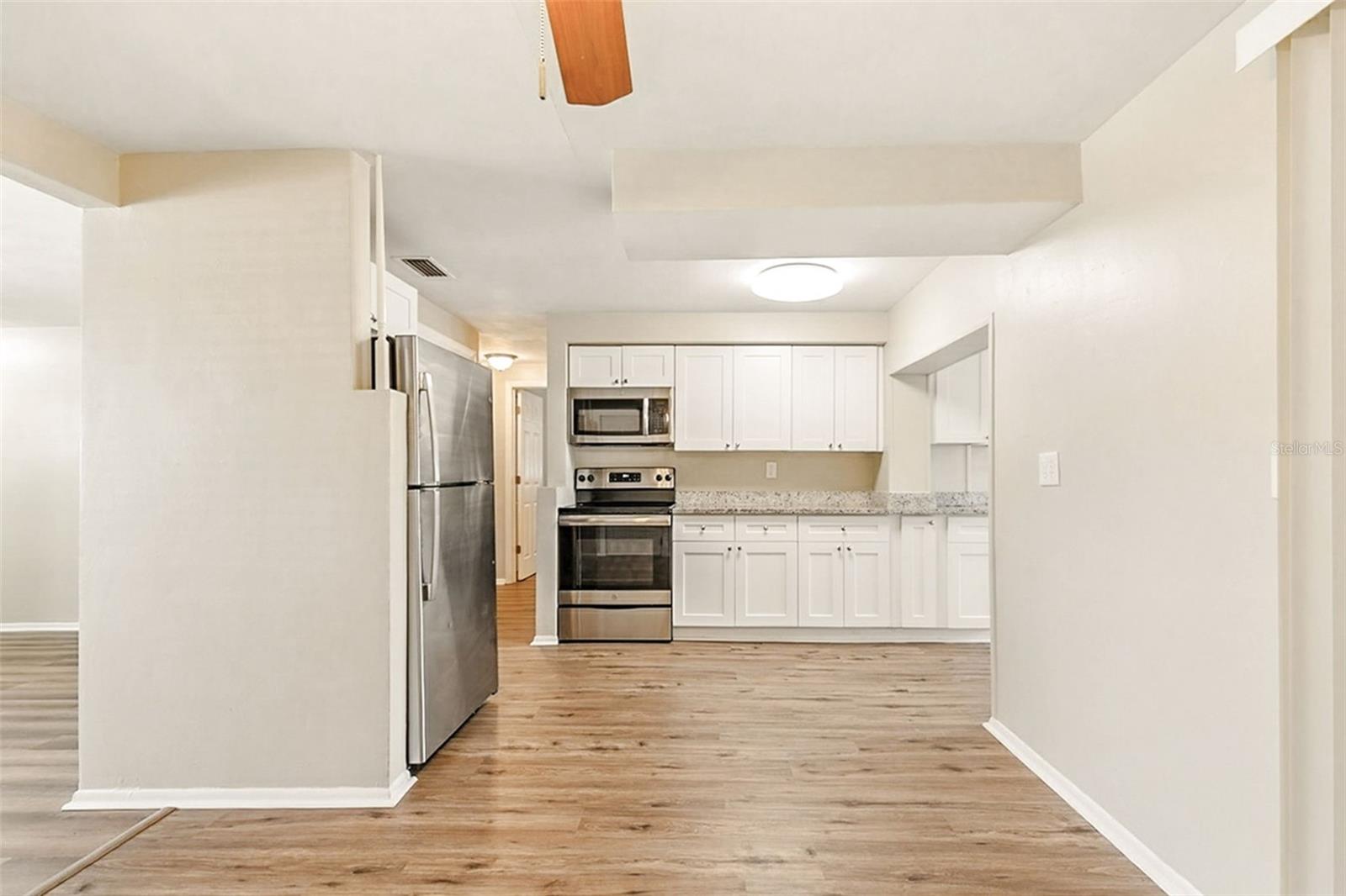 Image 10 of 36 For 4241 Newbury Drive