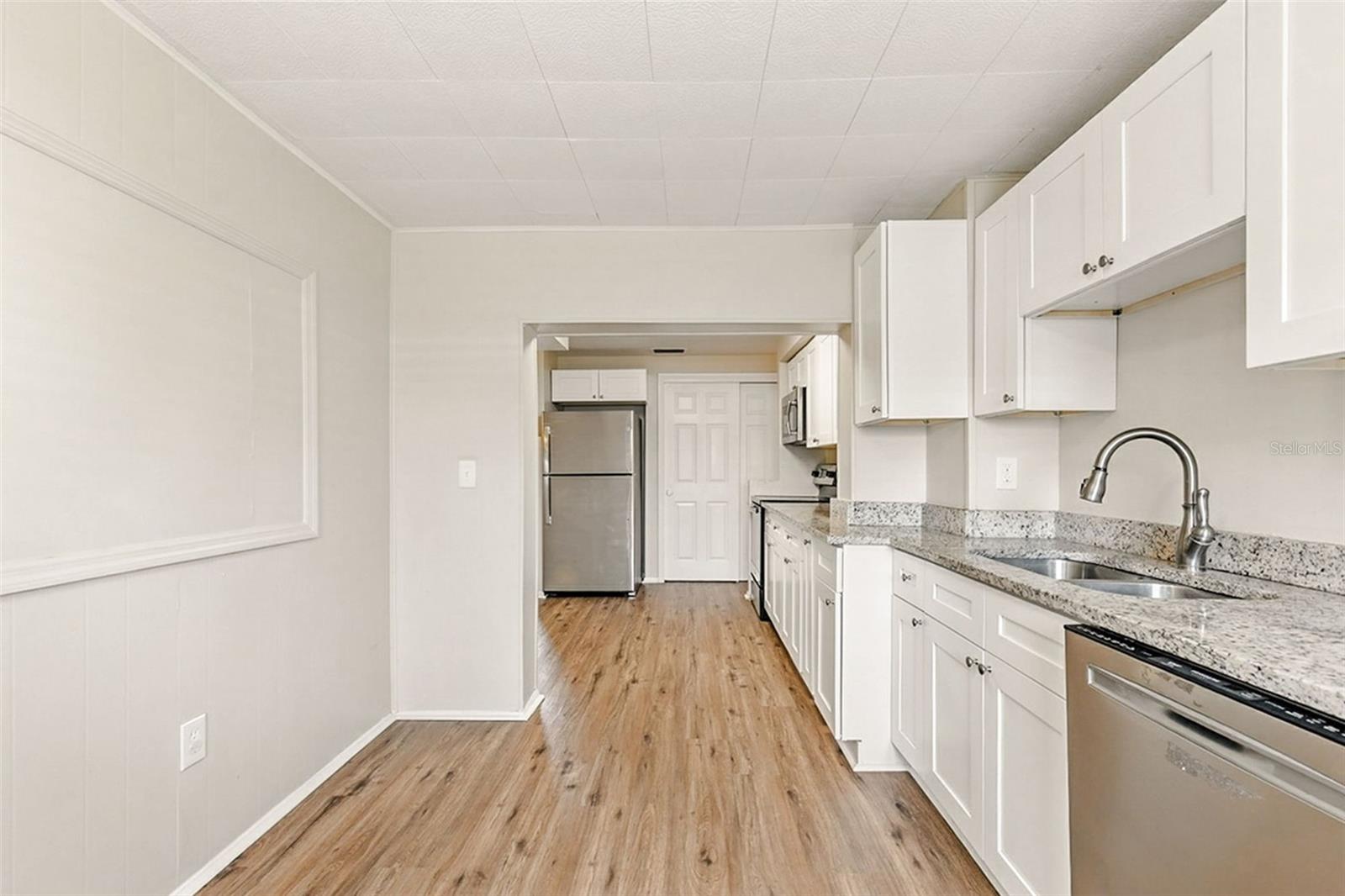 Image 16 of 36 For 4241 Newbury Drive