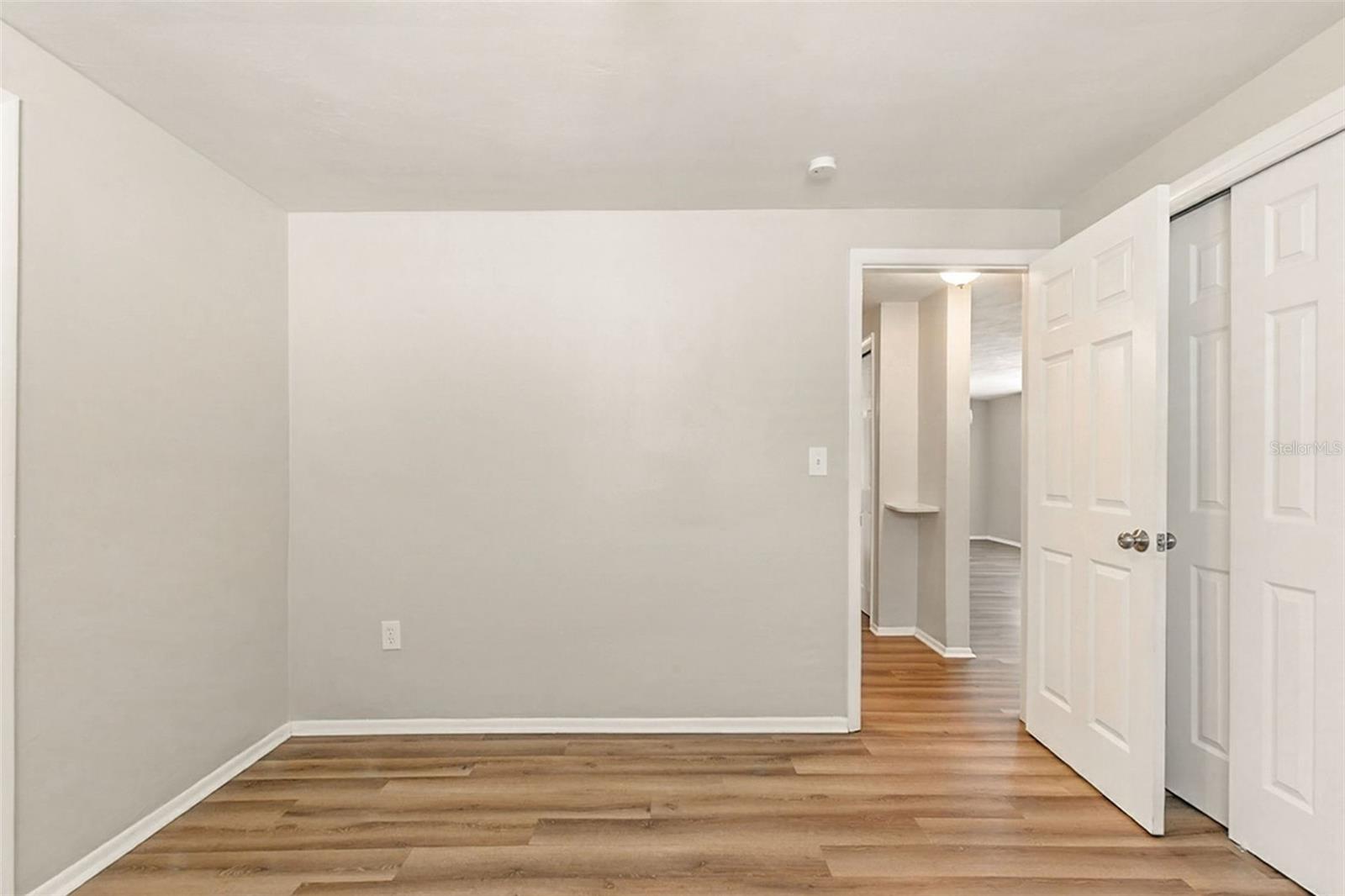 Image 25 of 36 For 4241 Newbury Drive