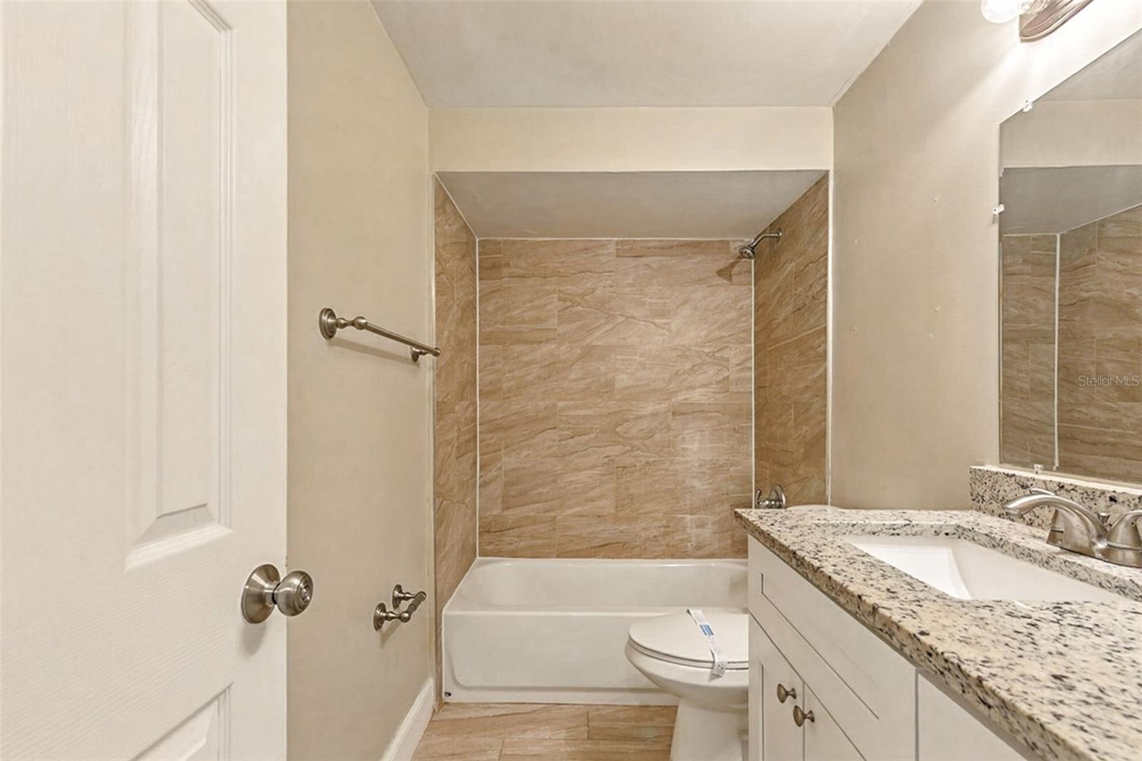 Image 30 of 36 For 4241 Newbury Drive