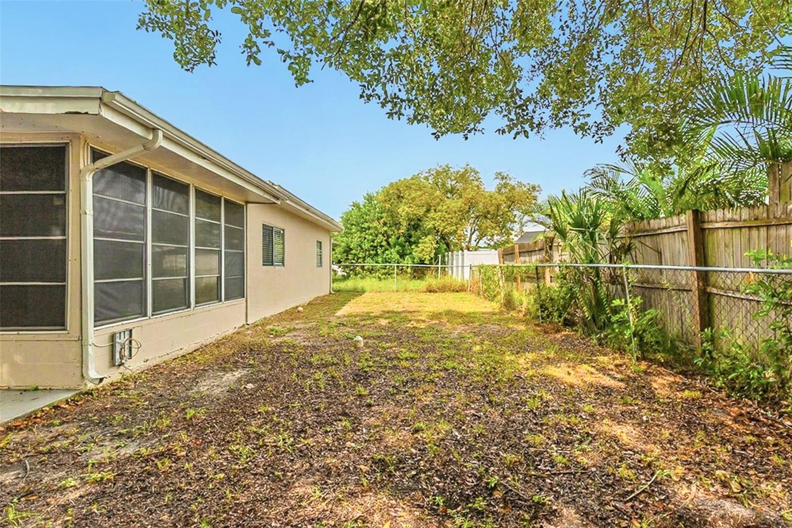 Image 34 of 36 For 4241 Newbury Drive