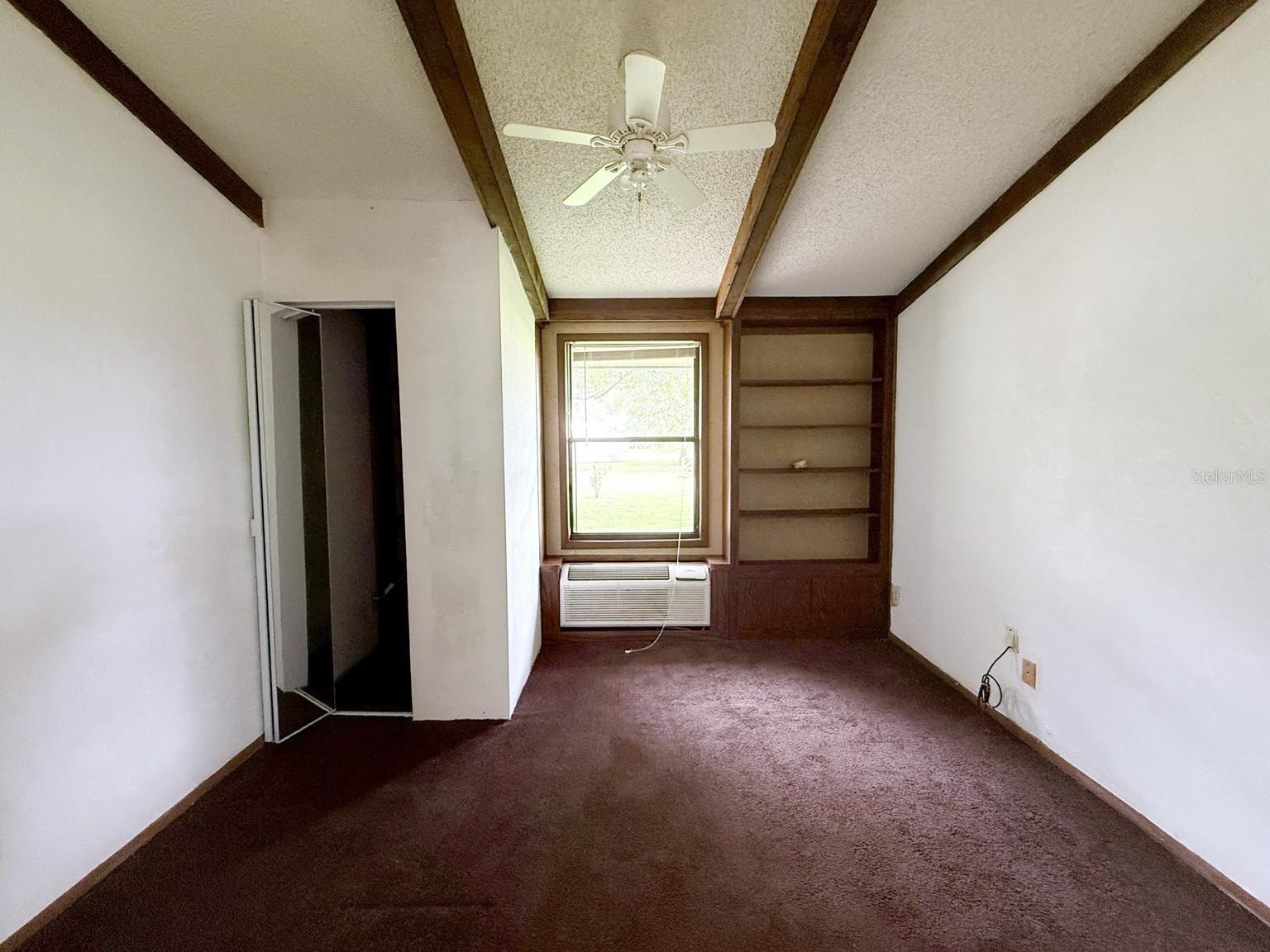 Image 13 of 19 For 33248 Ridge Manor Boulevard
