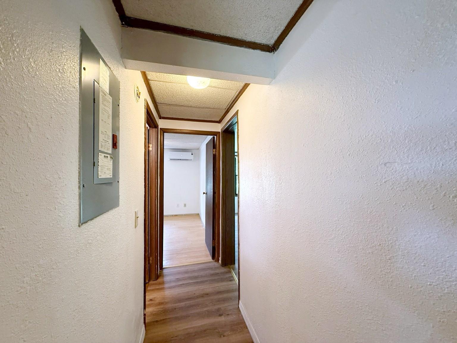 Image 15 of 19 For 33248 Ridge Manor Boulevard