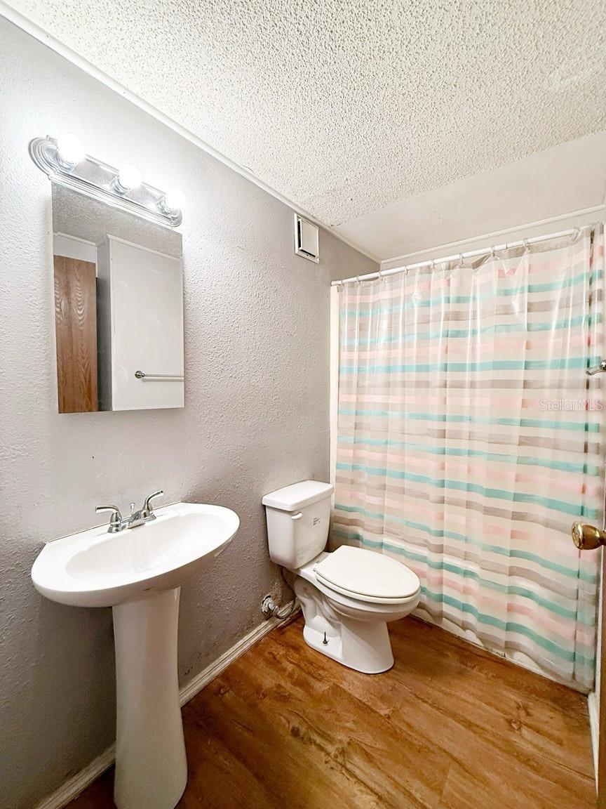 Image 3 of 19 For 33248 Ridge Manor Boulevard