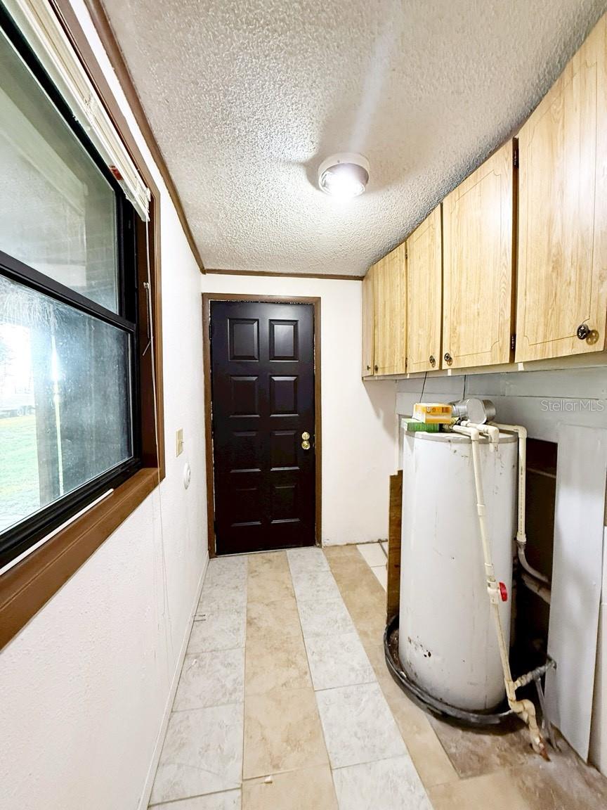 Image 4 of 19 For 33248 Ridge Manor Boulevard
