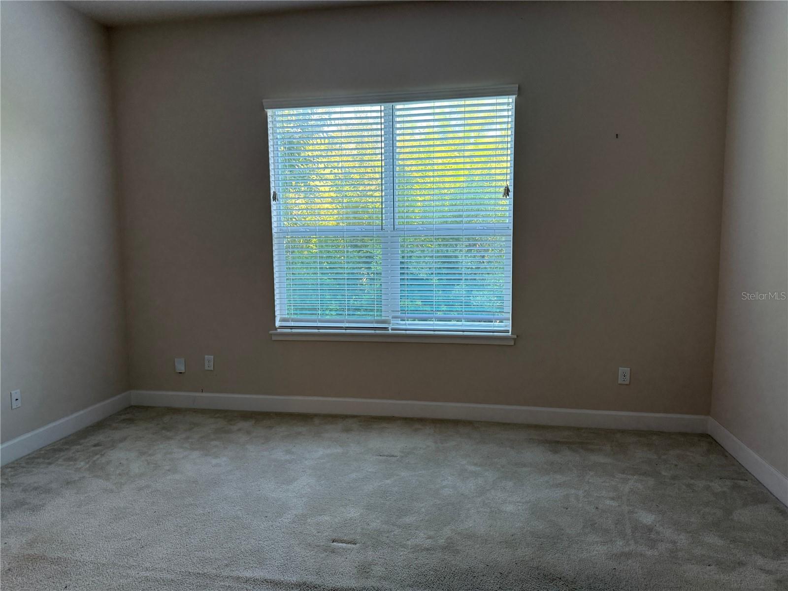 Image 11 of 22 For 727 Aldenham Lane