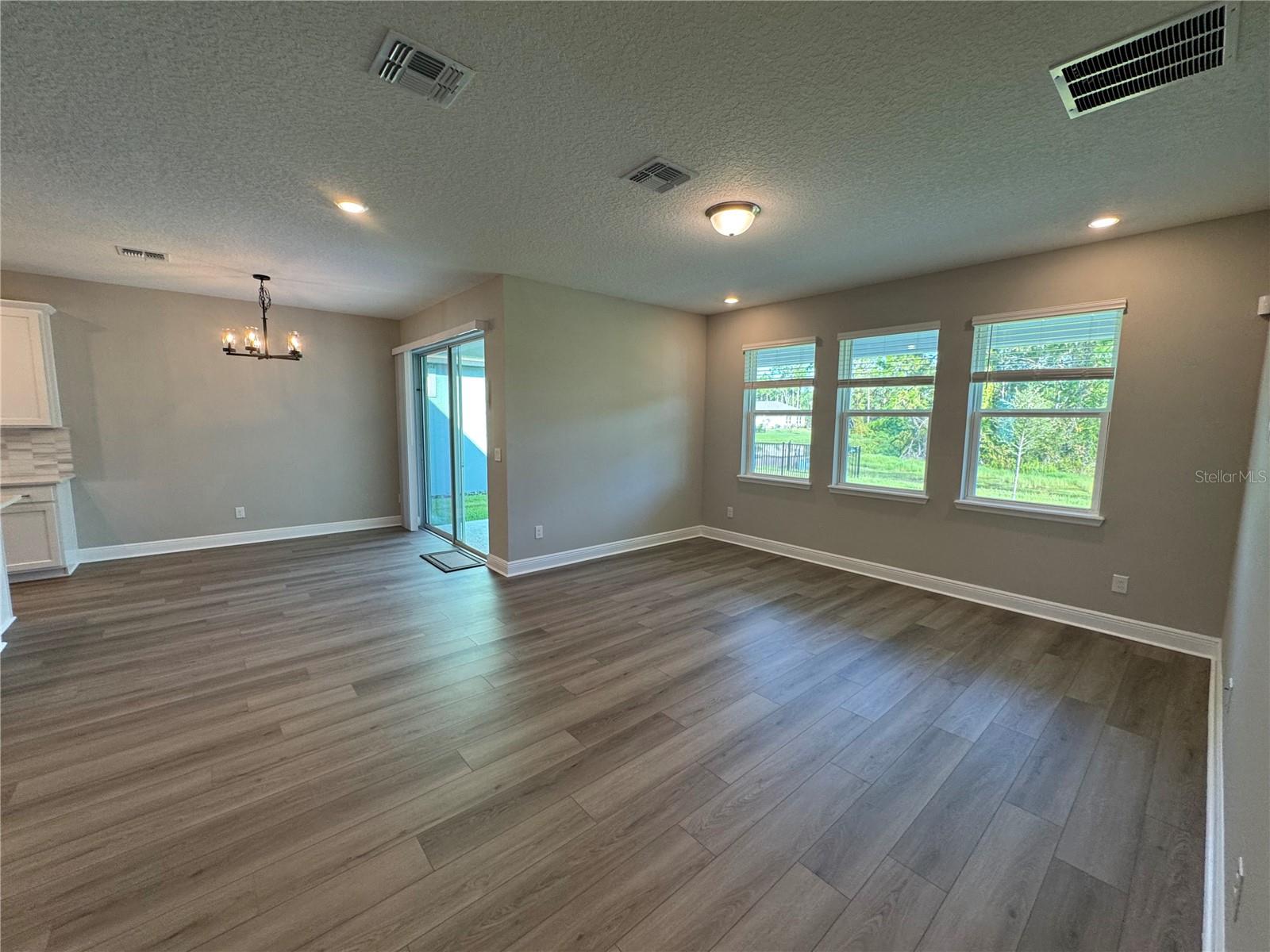 Image 2 of 70 For 3113 Legends Preserve Drive