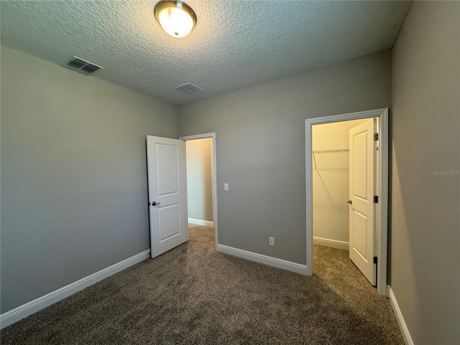Image 37 of 70 For 3113 Legends Preserve Drive