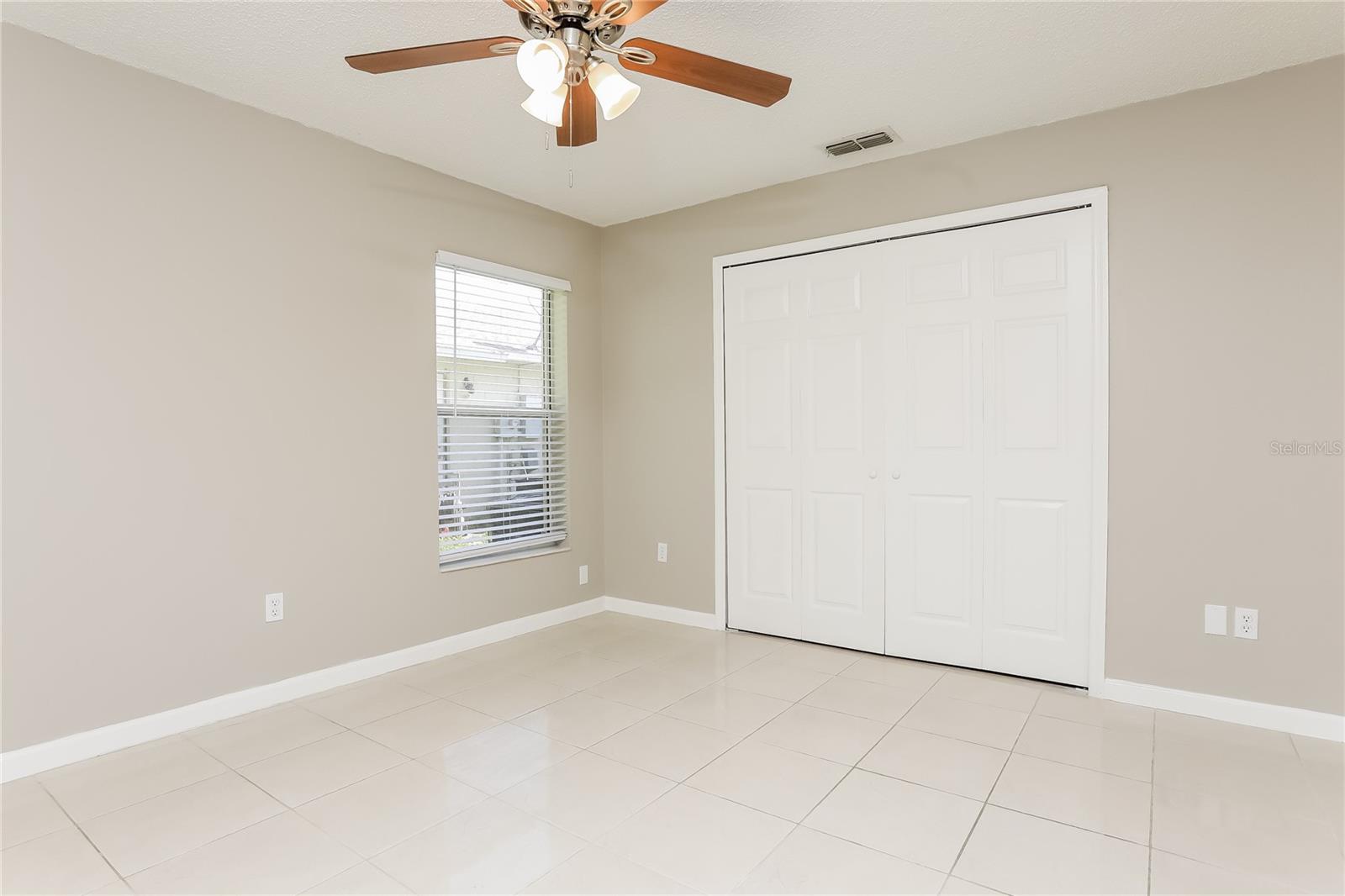 Image 6 of 16 For 616 Bay Cove