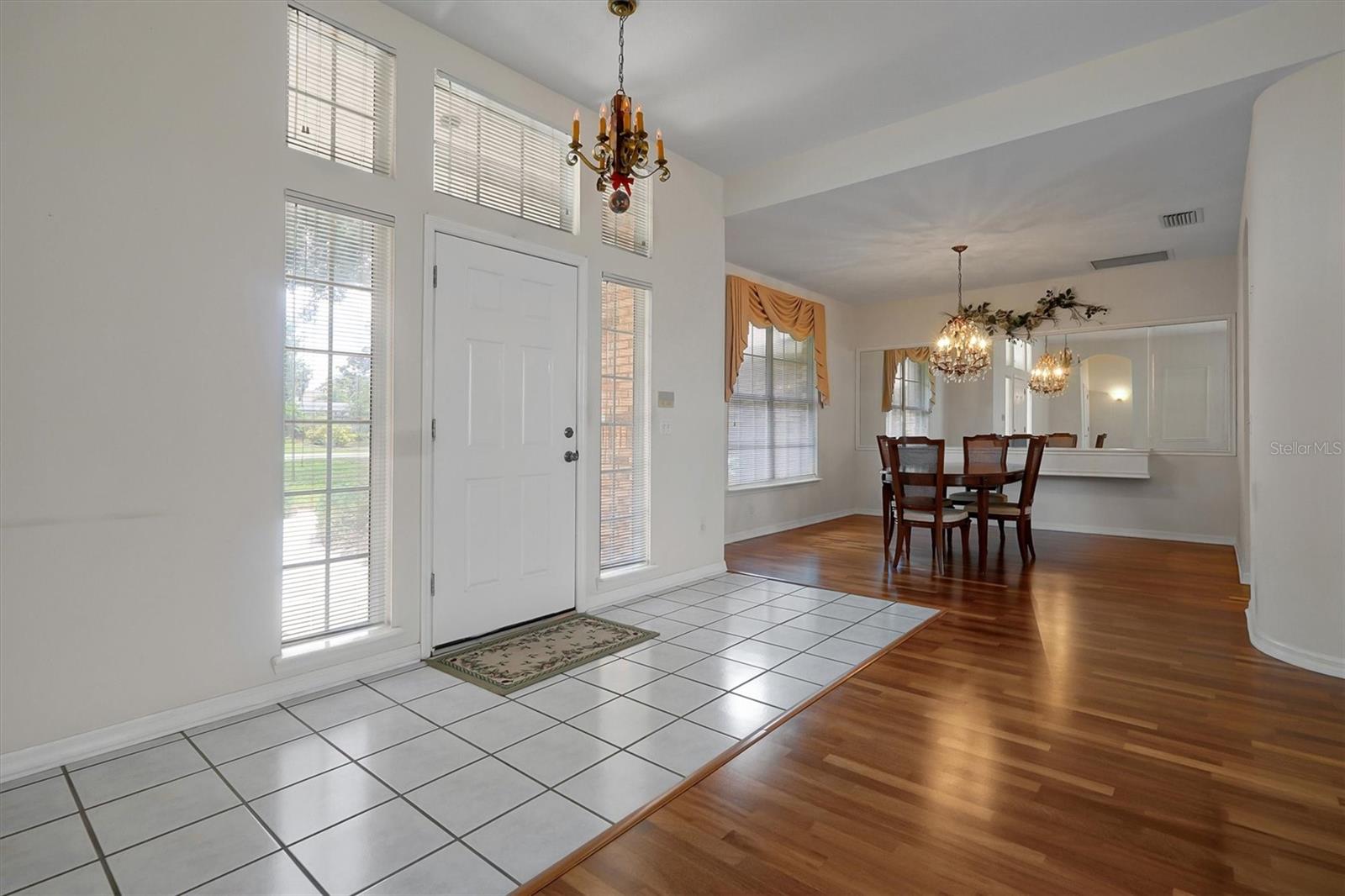 Image 9 of 39 For 12452 Lake Ridge Circle