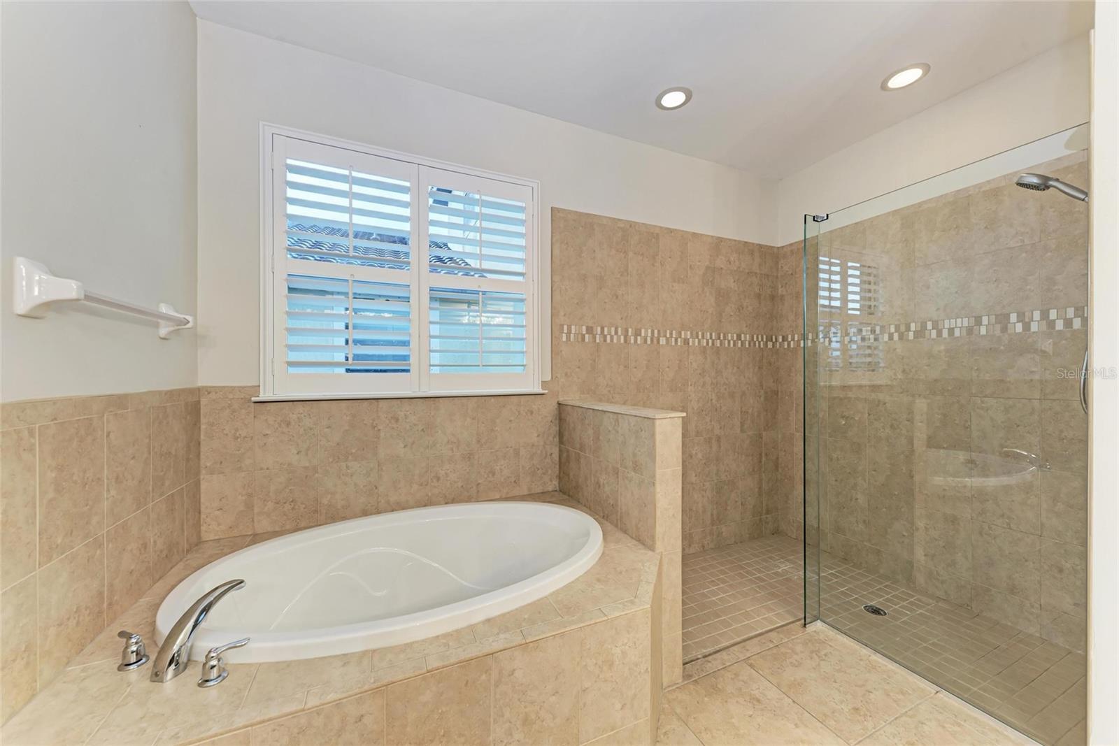 Image 8 of 22 For 1310 Cielo Court