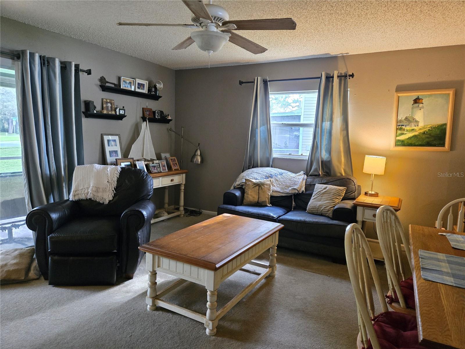 Image 6 of 25 For 411 Green Spring Circle