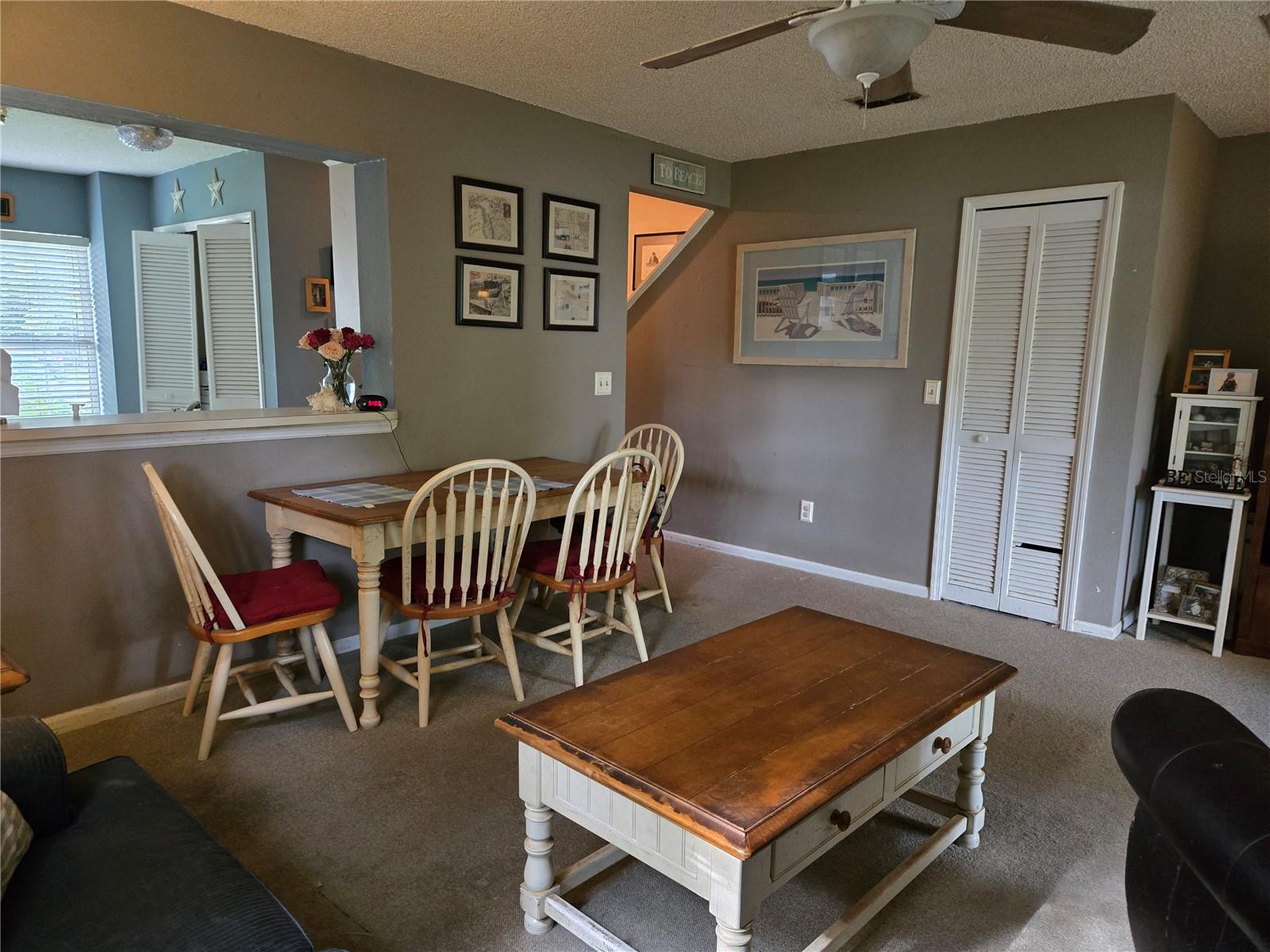 Image 7 of 25 For 411 Green Spring Circle
