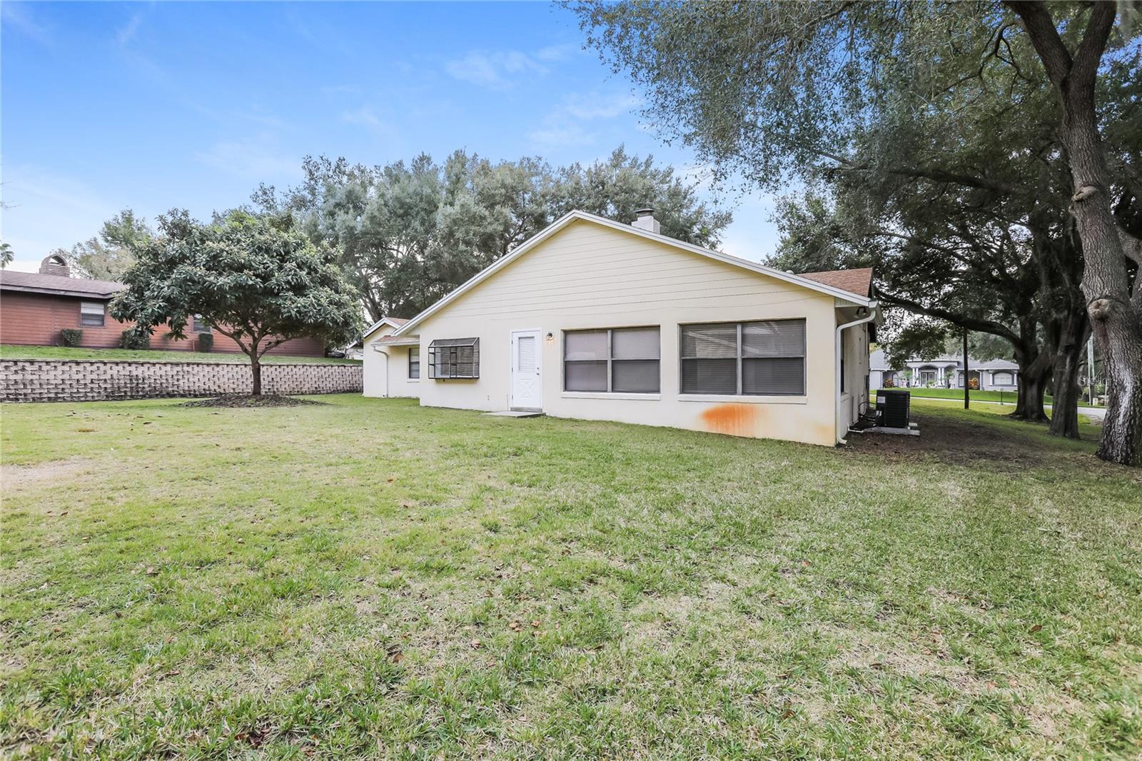 Image 14 of 16 For 12823 Anderson Hill