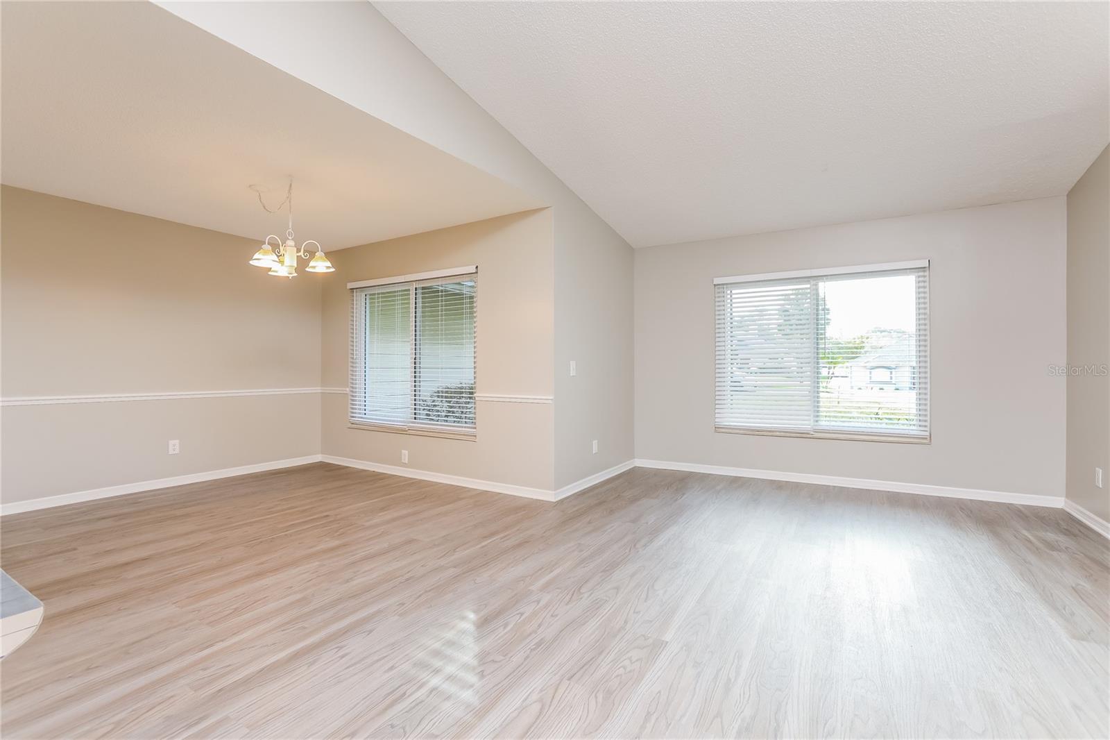 Image 3 of 16 For 12823 Anderson Hill