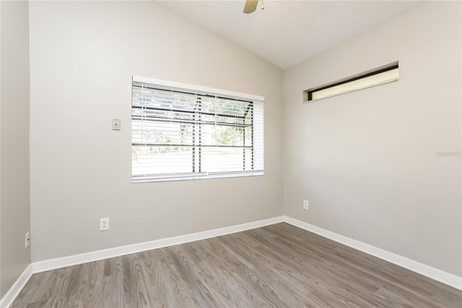 Image 6 of 16 For 12823 Anderson Hill